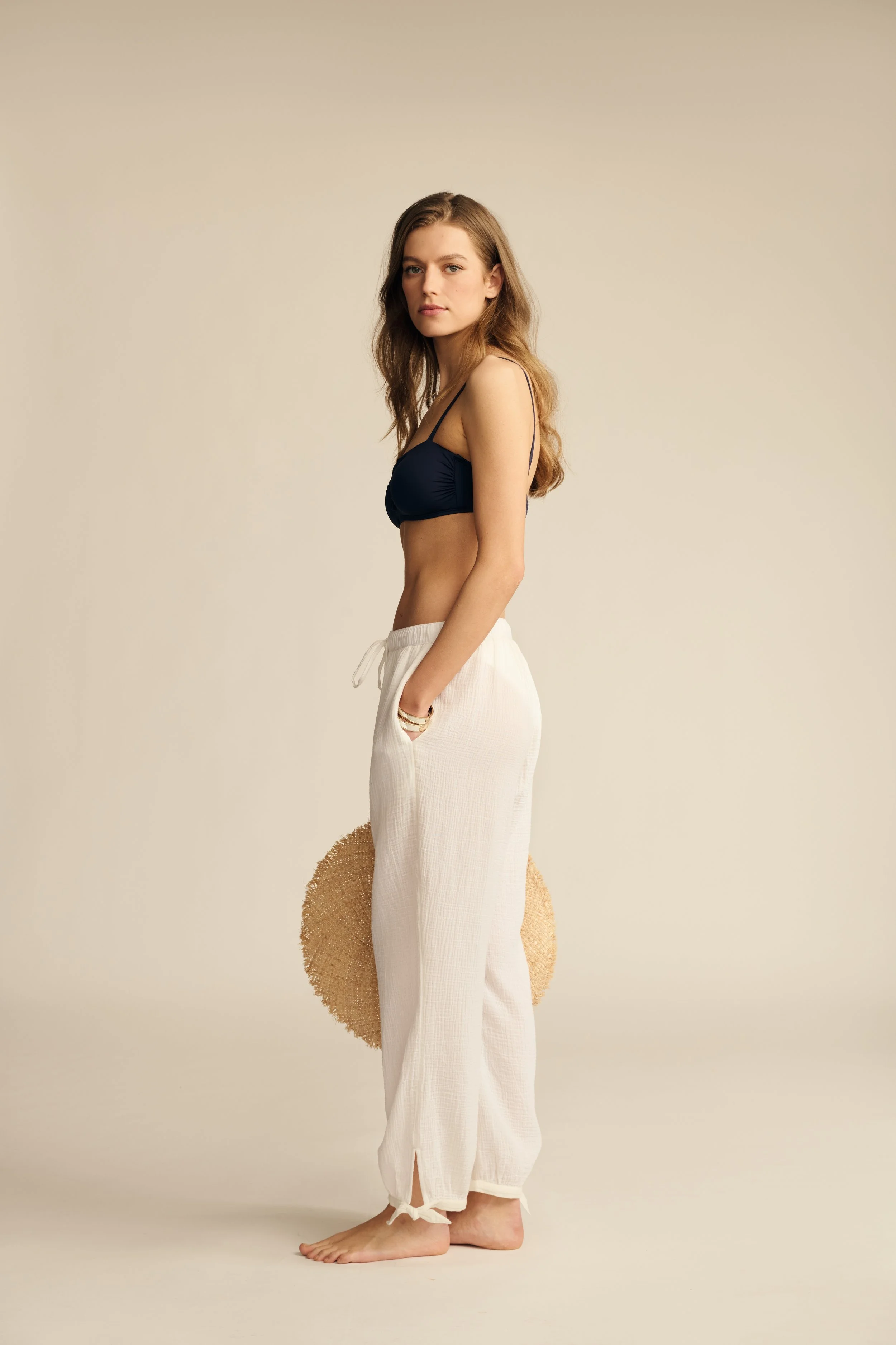 20730004_Beachwear_DoubGauzeAnkleTiePant_WHT_3278_Retouch_V1.jpeg