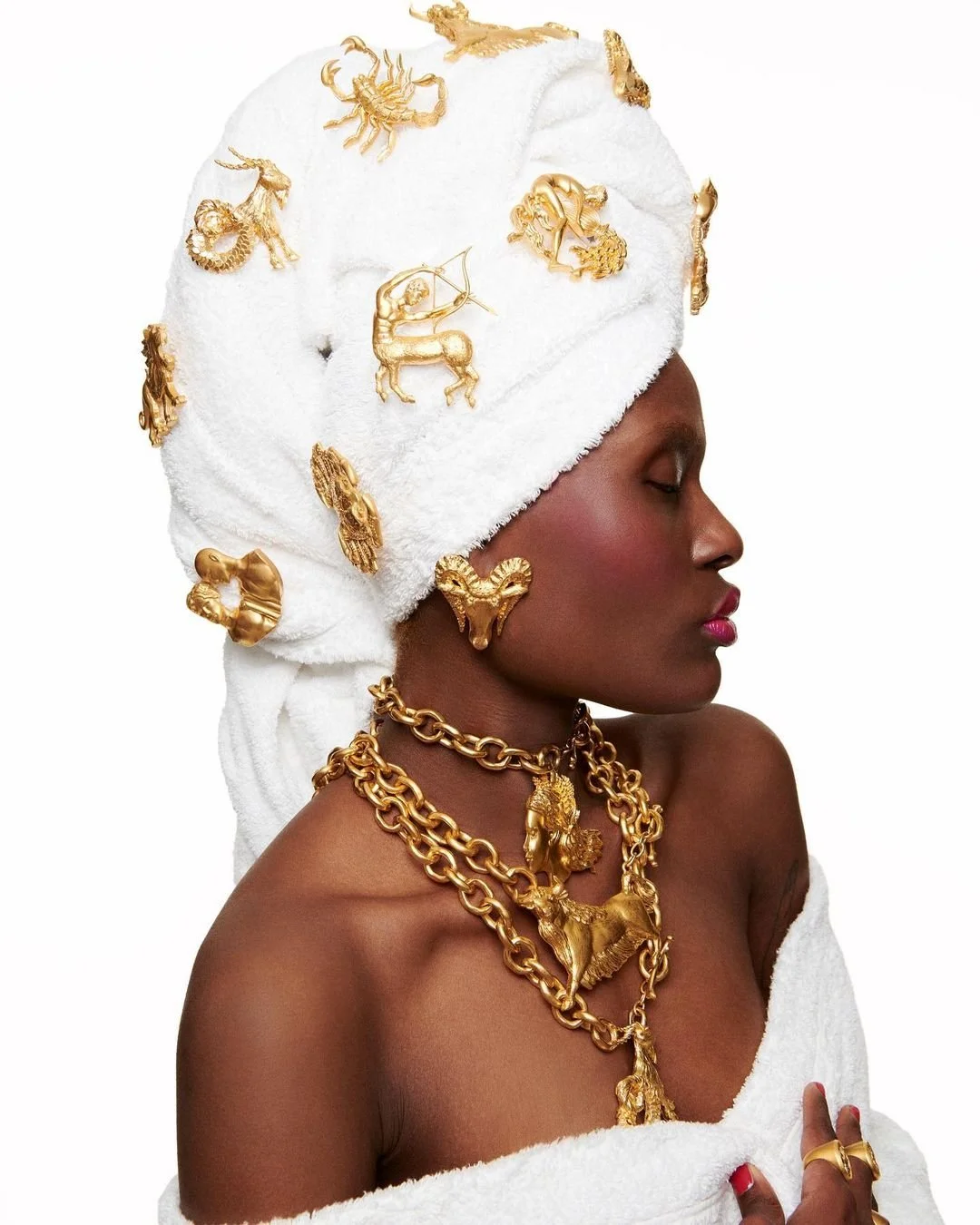 Stars and Surrealism: the Elsa Schiaparelli Celestial Vision