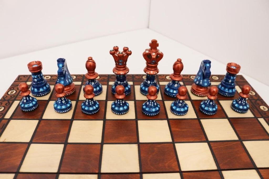 sydney-gruber-painted-21-ambassador-chess-set-8-the-endgame-player-28610856452183_1024x1024.jpg