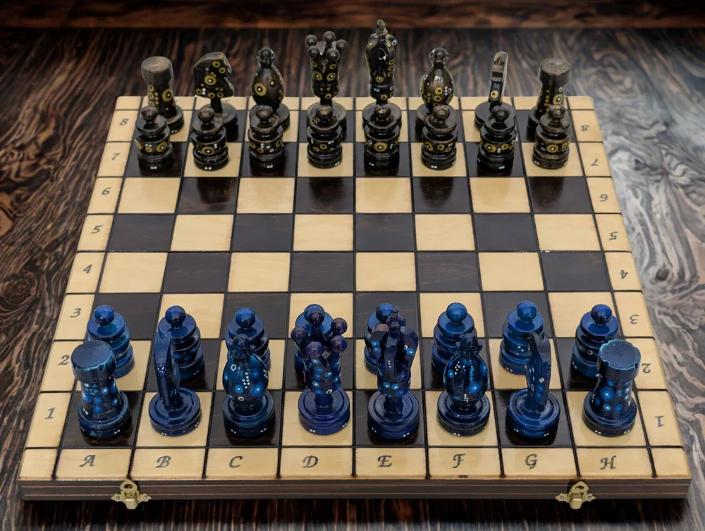 the-steadfast-sydney-gruber-painted-20-large-kings-chess-set-14-1210527520.webp