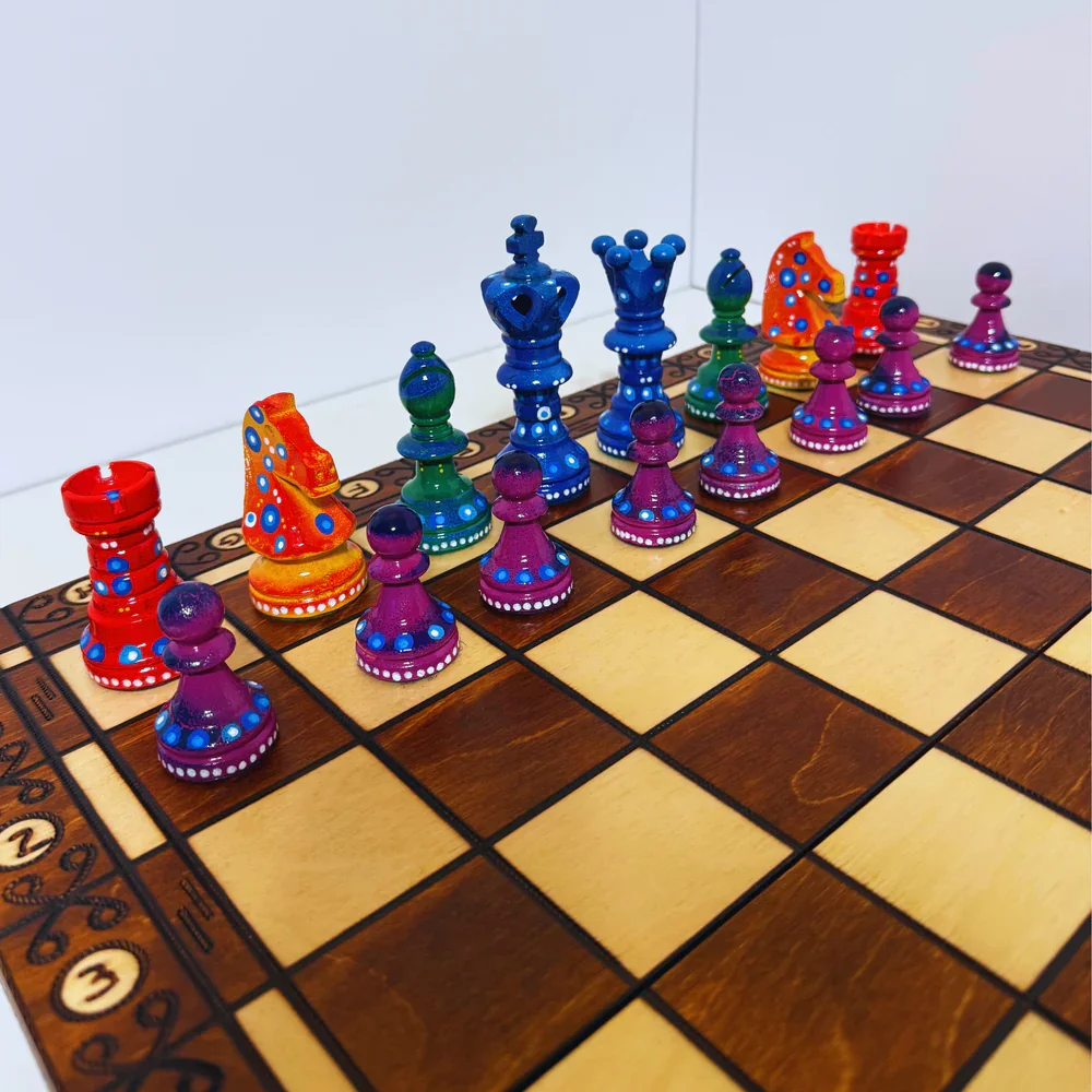 the-persuasive-sydney-gruber-painted-21-ambassador-chess-set-19-1210316485.webp