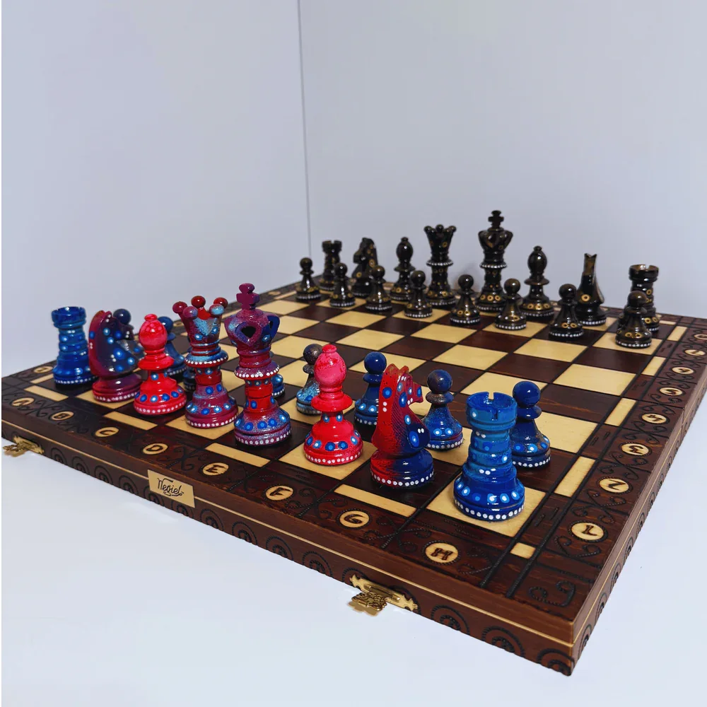 the-articulate-sydney-gruber-painted-21-ambassador-chess-set-17-1210316503.webp