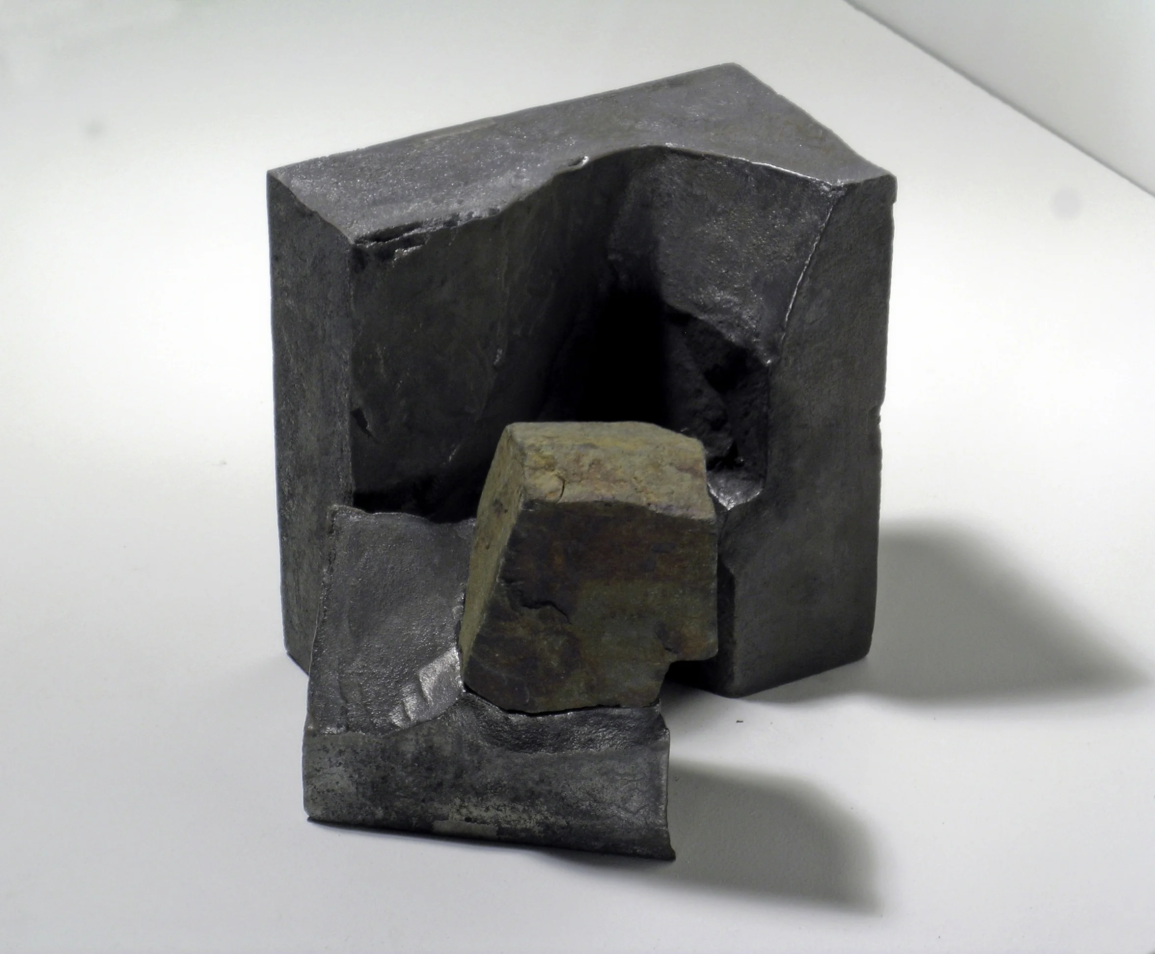 IronMould1ChunkRockTop1-CCFINAL.jpg