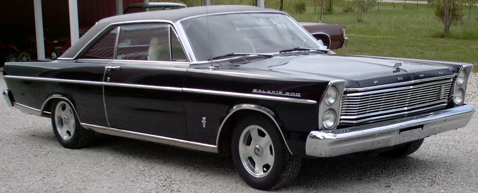 1965_ford_galaxie-pic-18173.jpeg