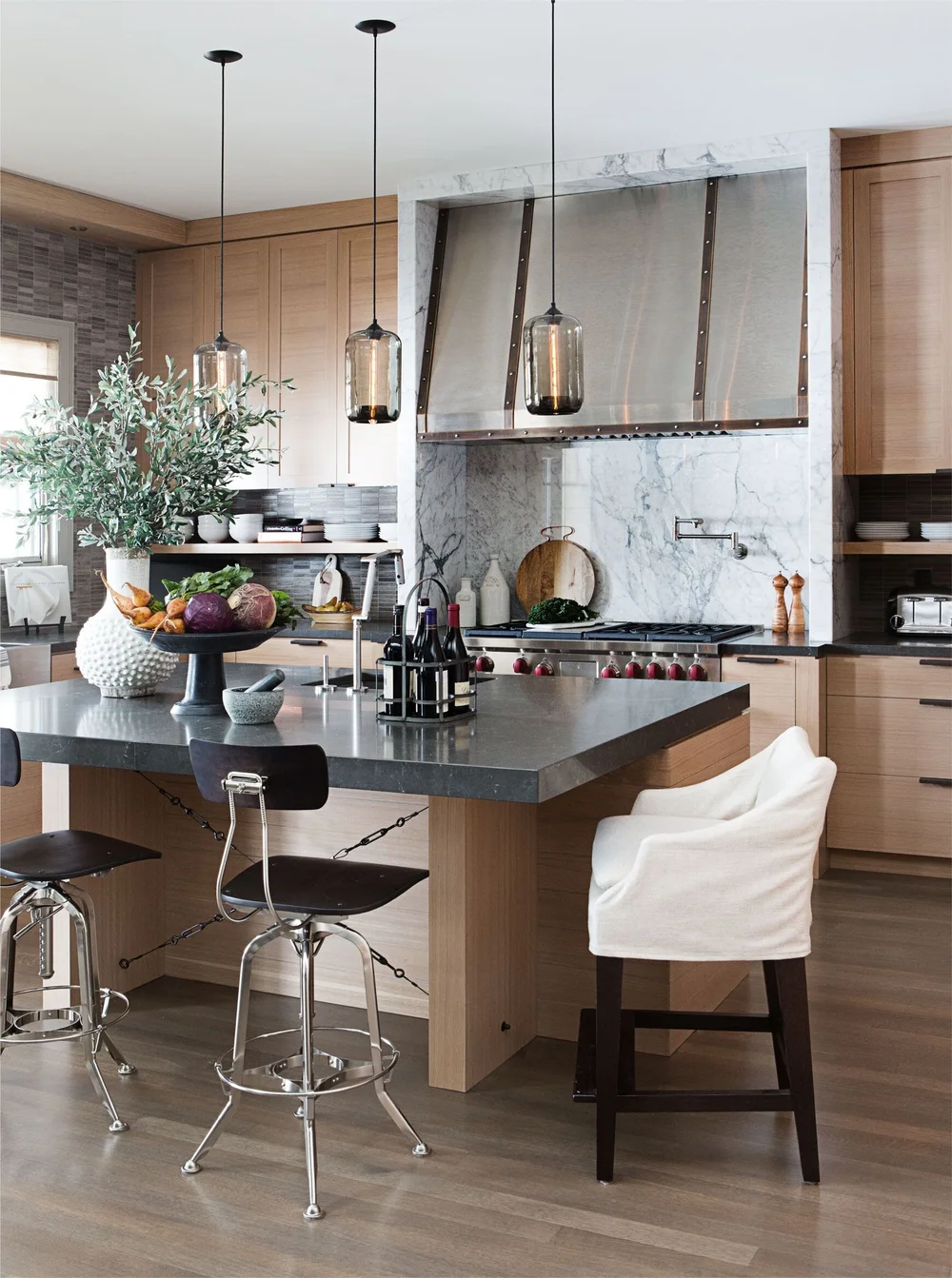 Design: Nam Dang Mitchell