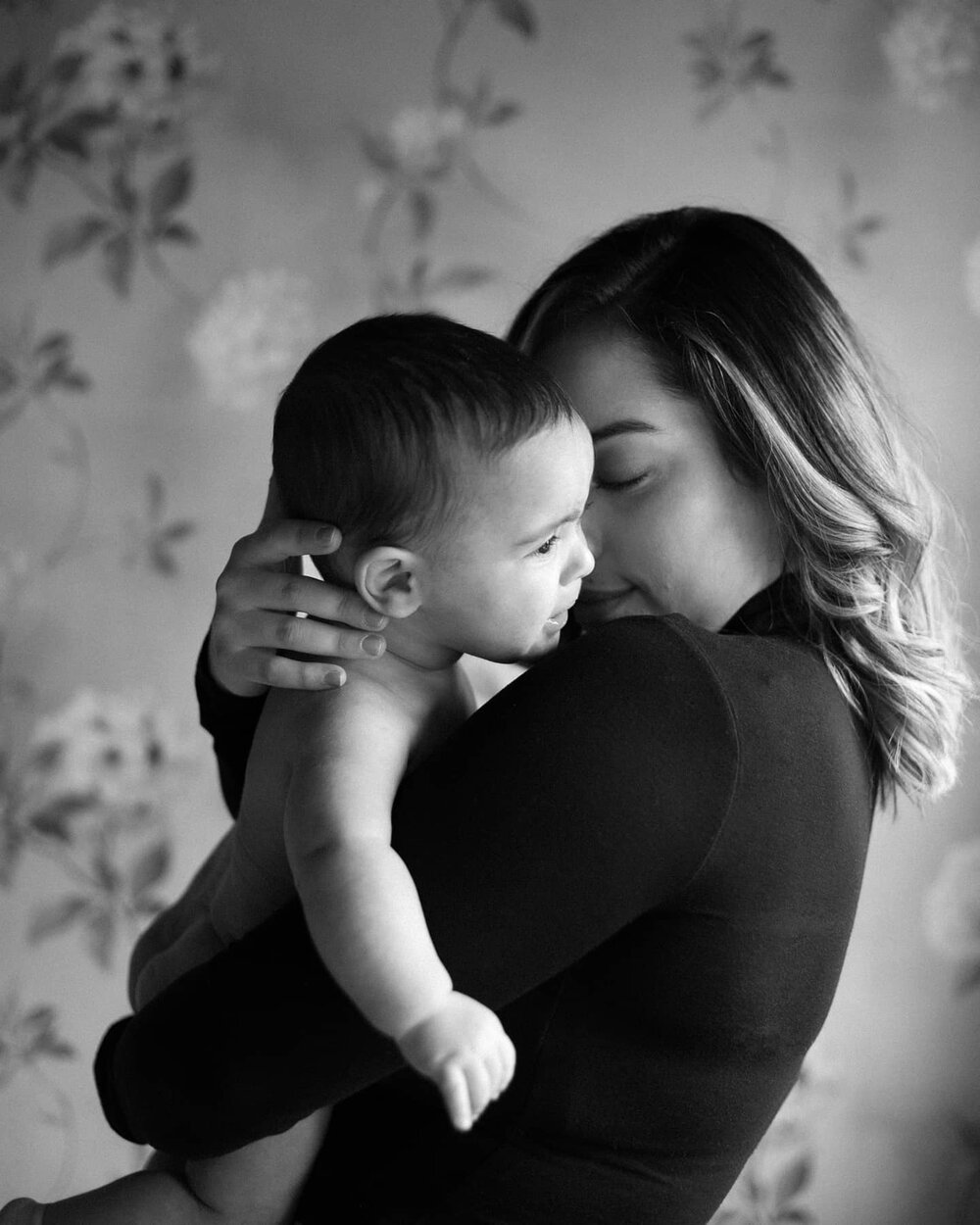 You know what 2020 gave me... more Mommas to photograph and I loved it! I'll tell you why...

When Gia first approached me about capturing these portraits of her, she mentioned wanting to be photographed with her newborn baby to capture her post-part