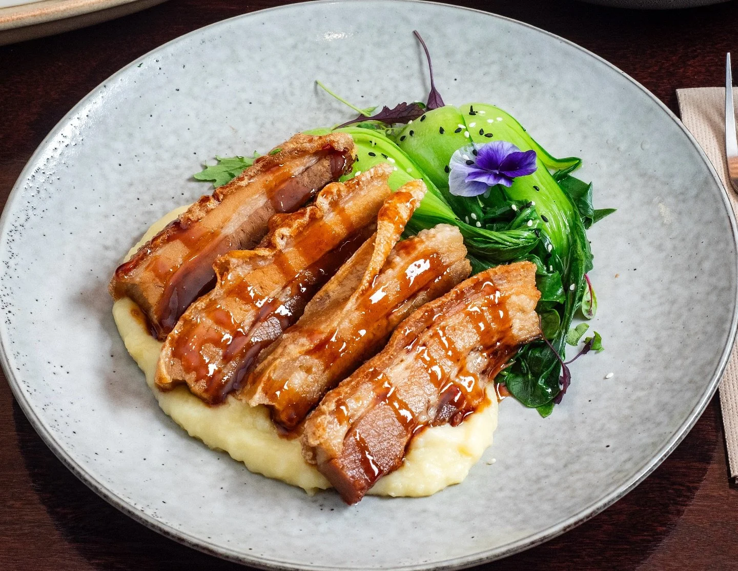 CRISPY PORK BELLY
steamed bok choy, mashed potato, char siu sauce