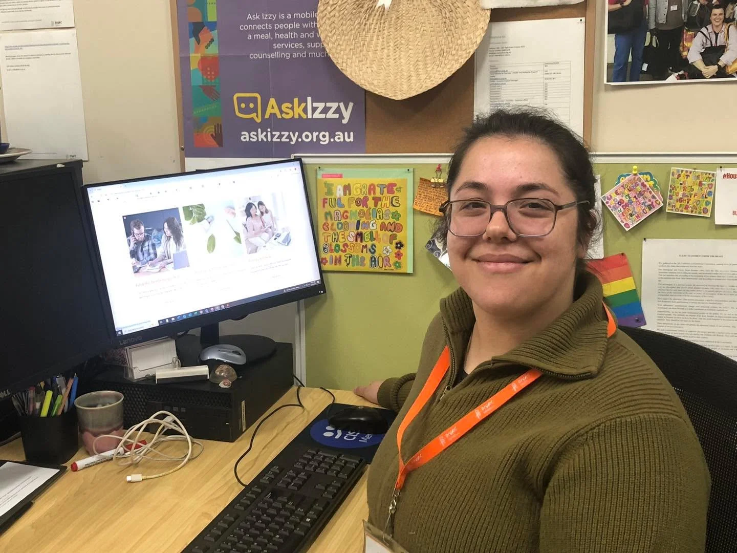 Meet Ashleigh, one of our social work students, who this week helped Linh, a 67+ Vietnamese woman save $300 on her annual electricity costs.
 
Linh receives the age pension and money is tight with cost-of-living increases.

We regularly share food wi