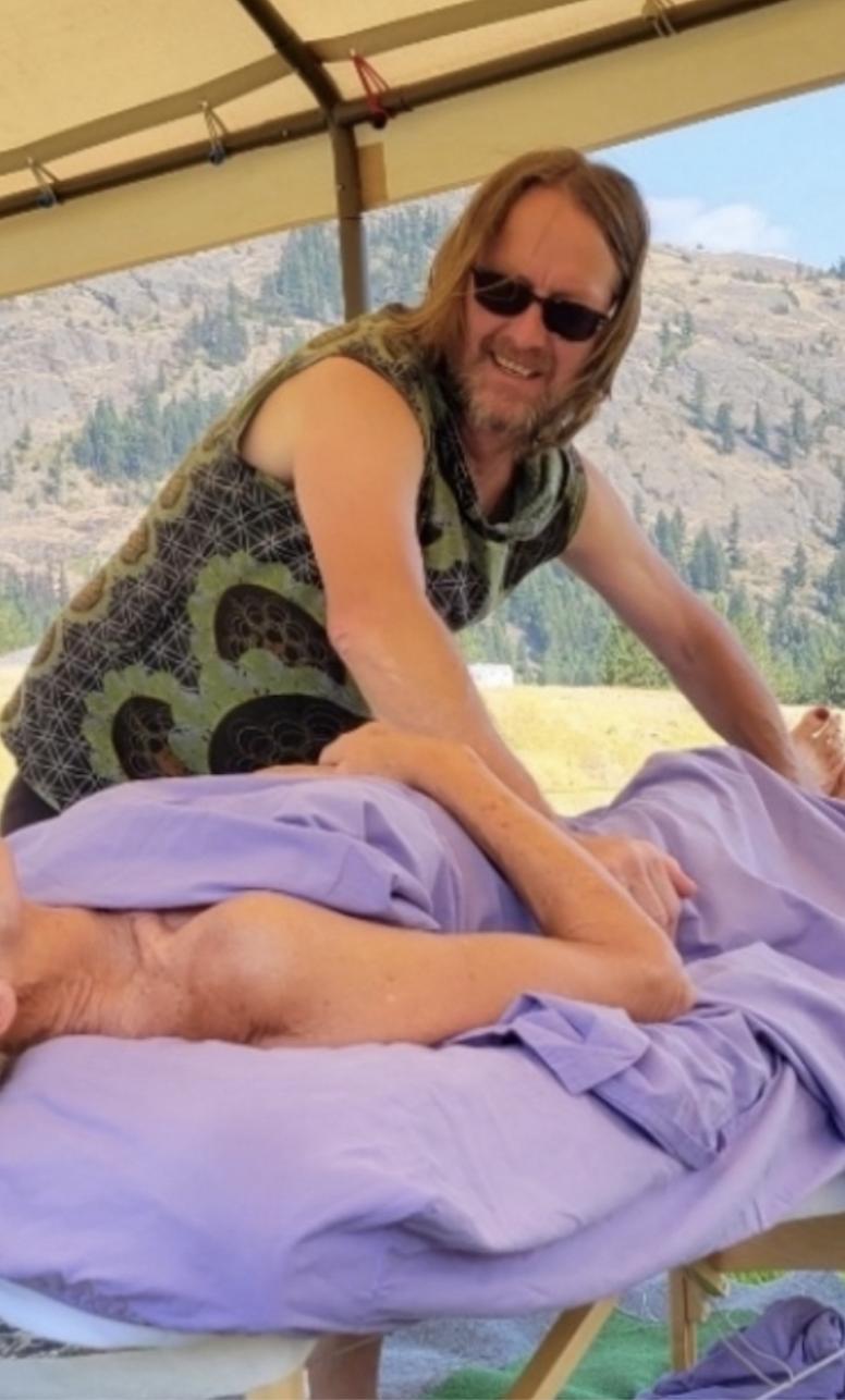 Aric Naber - Massage Therapist