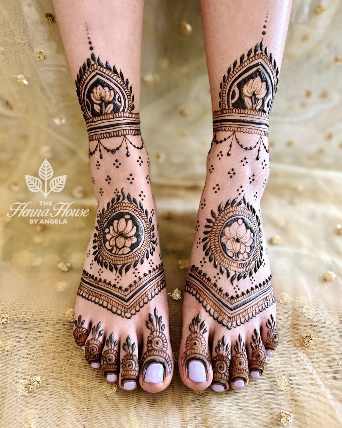 Simi&rsquo;s bridal feet were perfection in my eyes 🤩💛 You can go wrong with this amount!