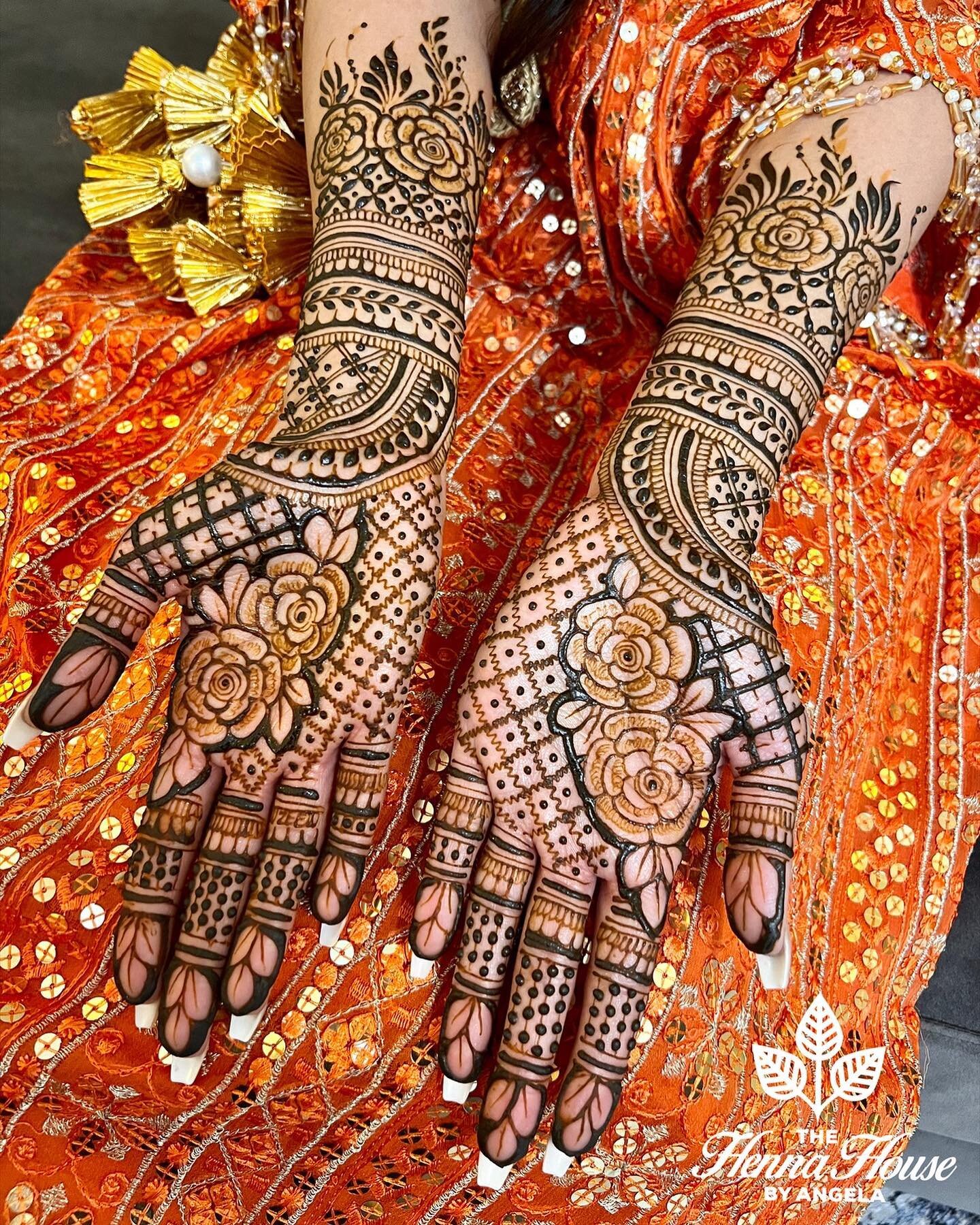 A I S H A 🧡💛

2023 bridal bookings are filling up fast! I am currently sitting at 50% booked. It is going to be an incredible year 😍✨ 
Please email info@thehennahouse.ca for all booking inquiries 💌