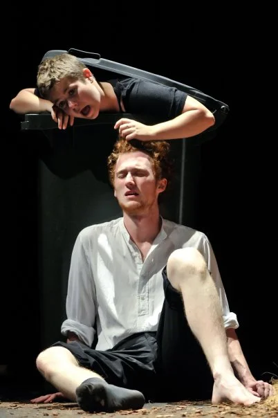 Clare Matchett as Fool and Stephen Sharpe as Lear in King Lear (2010).