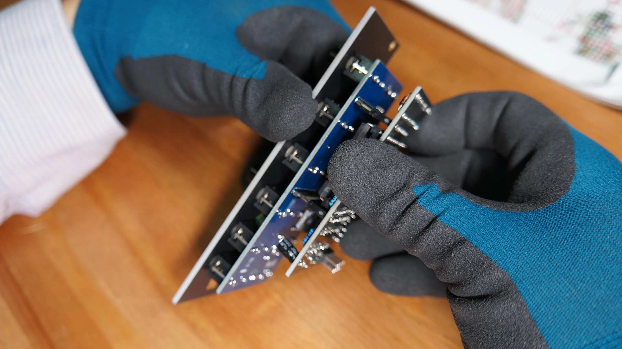 7) plug the new core board to the module, and enjoy.
