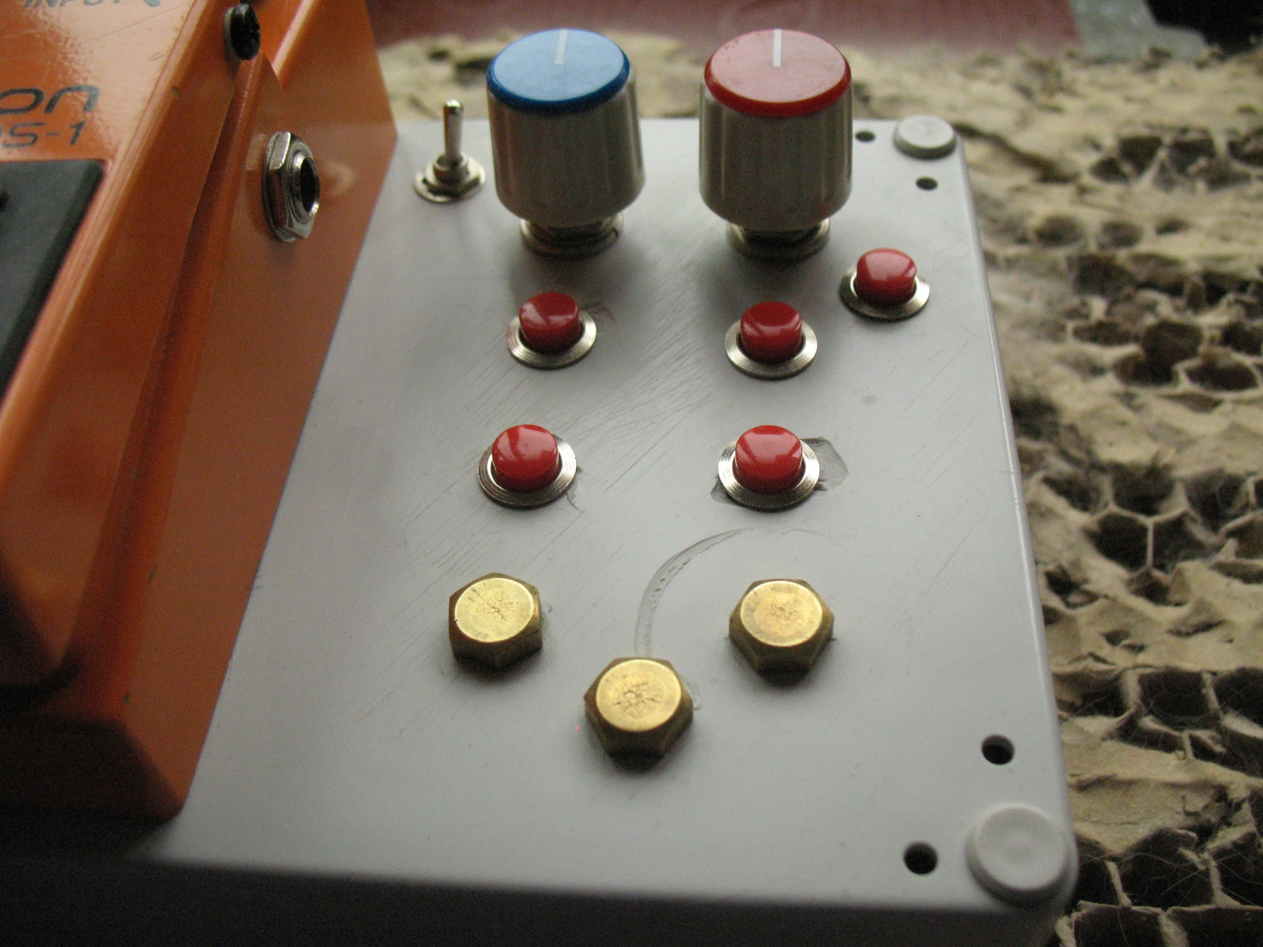 Circuit Bent DS-1 old 2.JPG