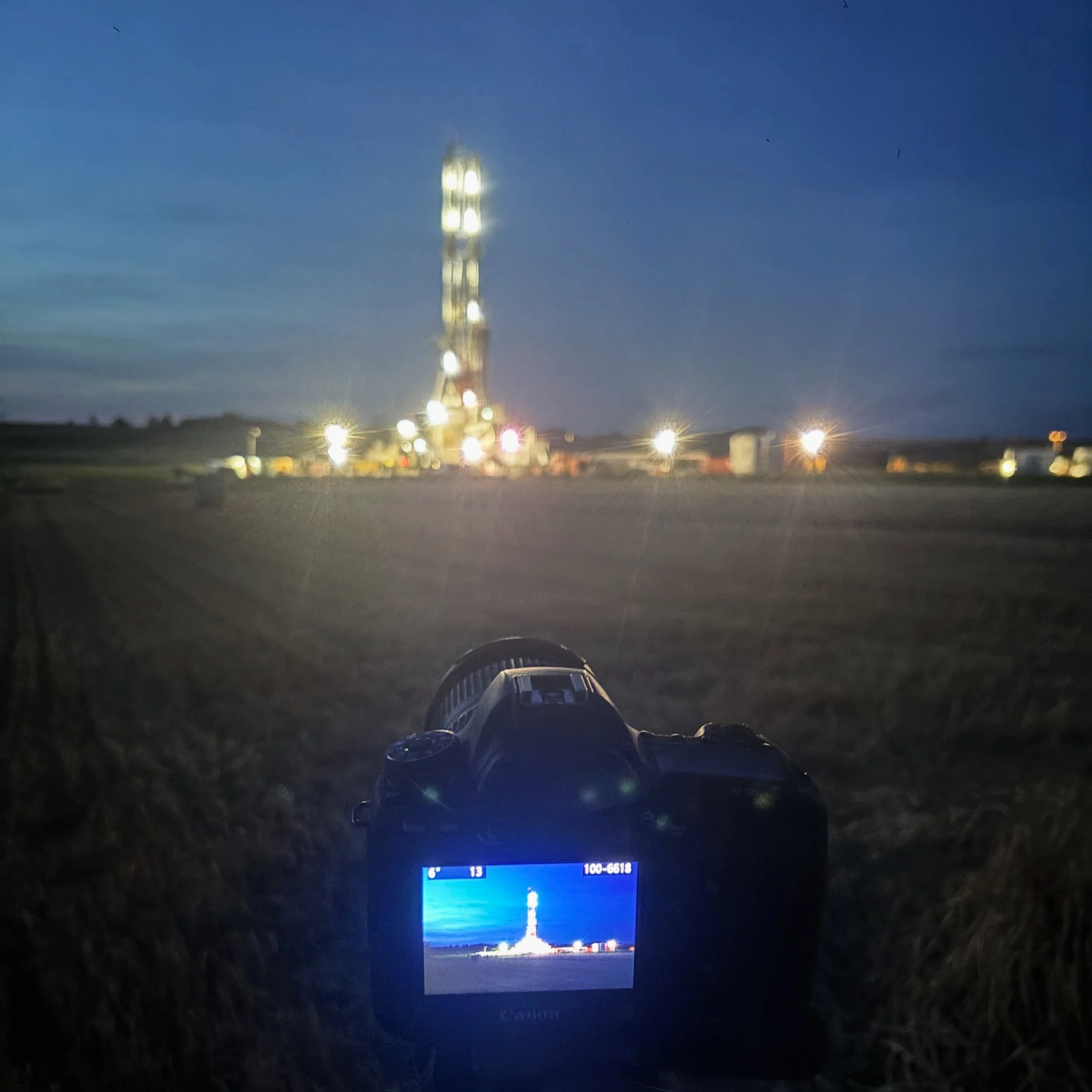 Part of the exhibition was shot during a warm summer evening, a lithium mine illuminated.

BLACK WELL, WHITE GOLD
Solo exhibition

🗓 5 September &mdash; 11 October 2026

Gallery Caroline O'Breen
Hazenstraat 54, 1016 SR Amsterdam
Wed&ndash;Fri: 12&nd