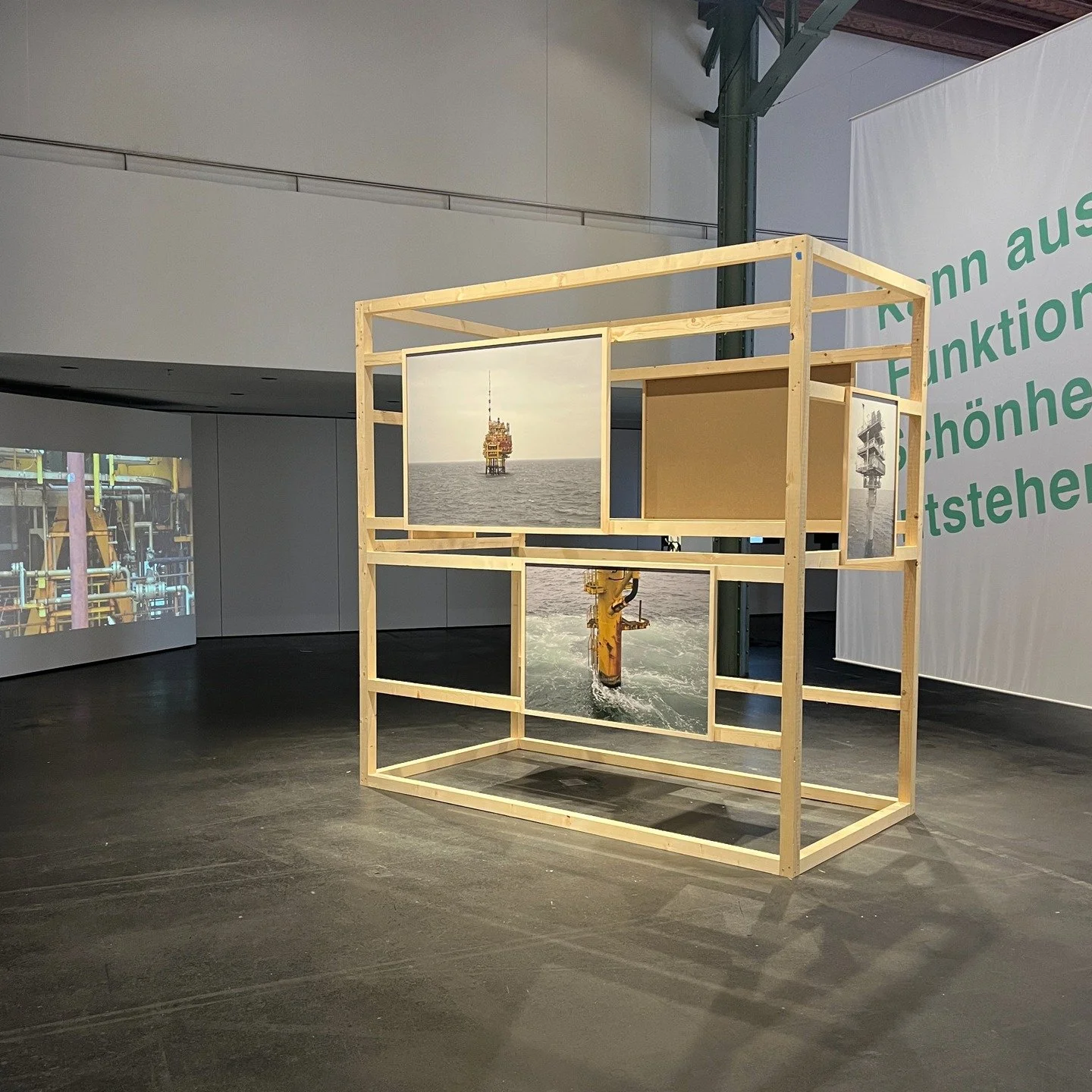 Happy to be part of this exhibition and to actually see it with my own eyes. If you're in Bern, have a look at: 

Beautiful Giants? Architektur und Energie im Spiegel der Fotografie @kornhausforum 

Nuclear power plants, wind turbines, pipelines, coa