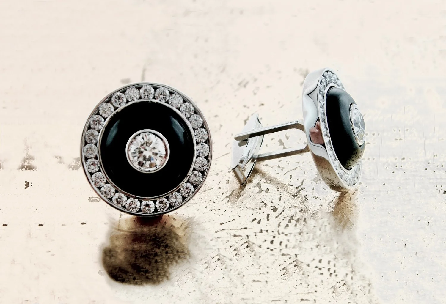 HE_Cufflinks_Onyx.jpg