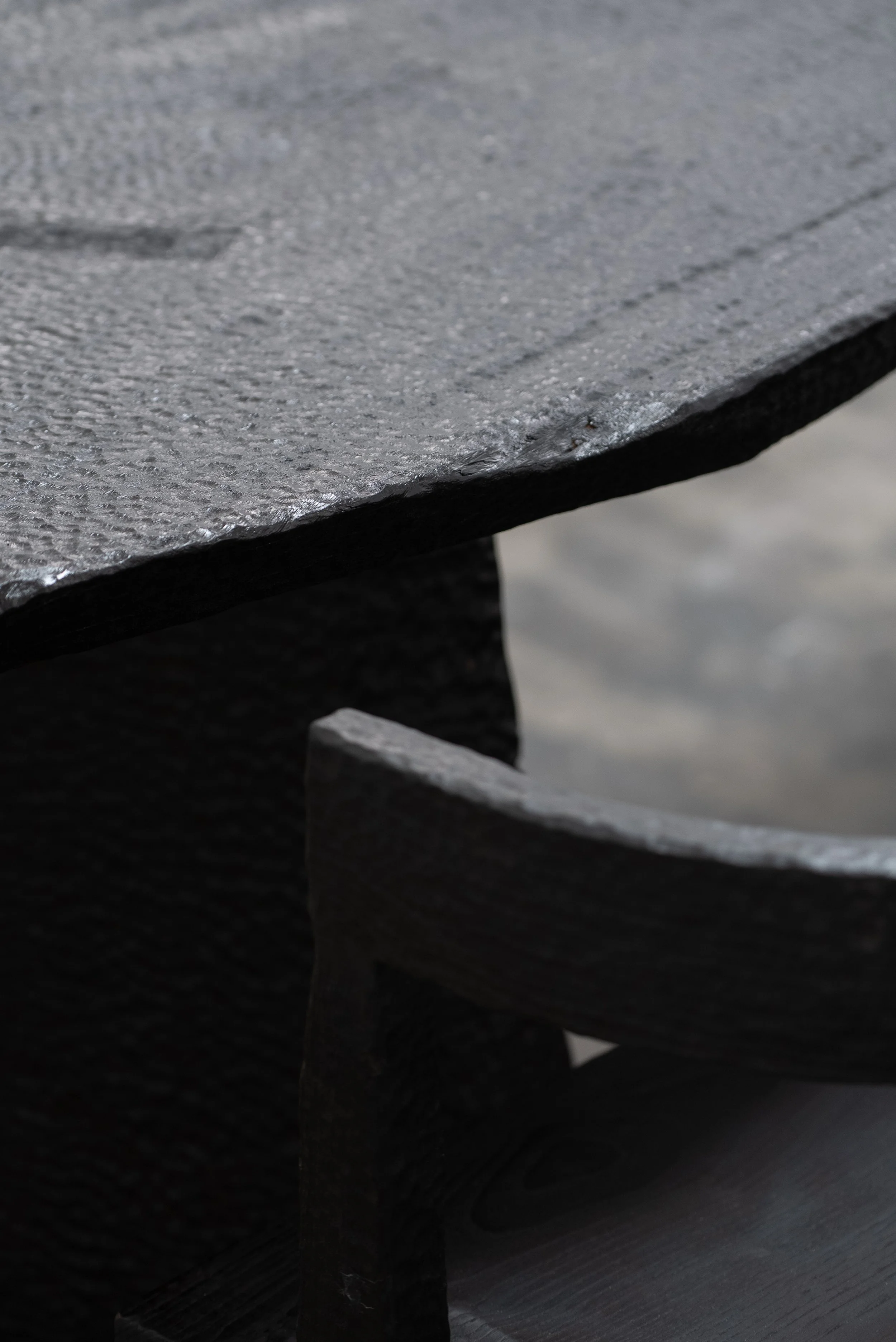 Massif_Dining_Table-5.jpg