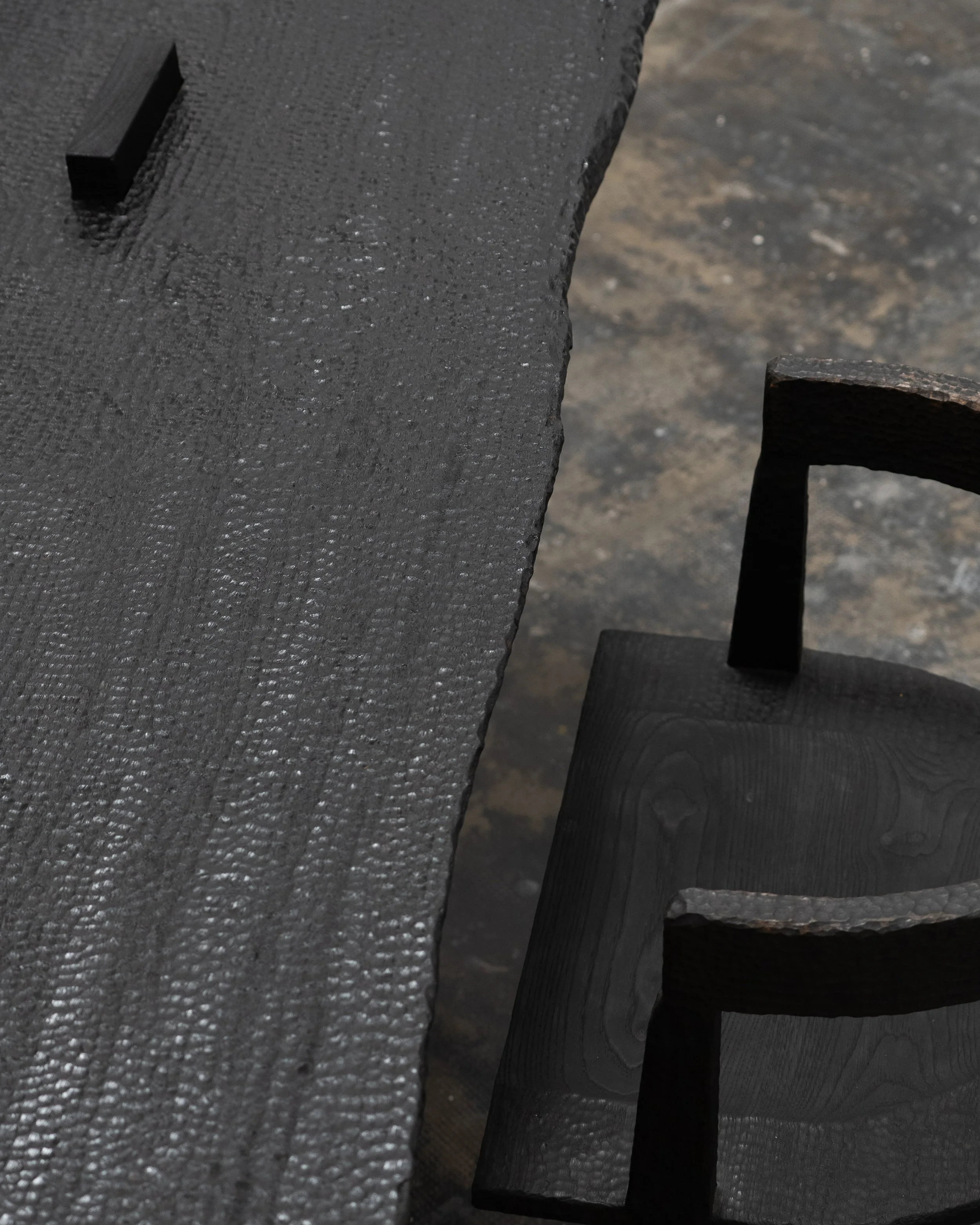 Massif_Dining_Table-17.jpg
