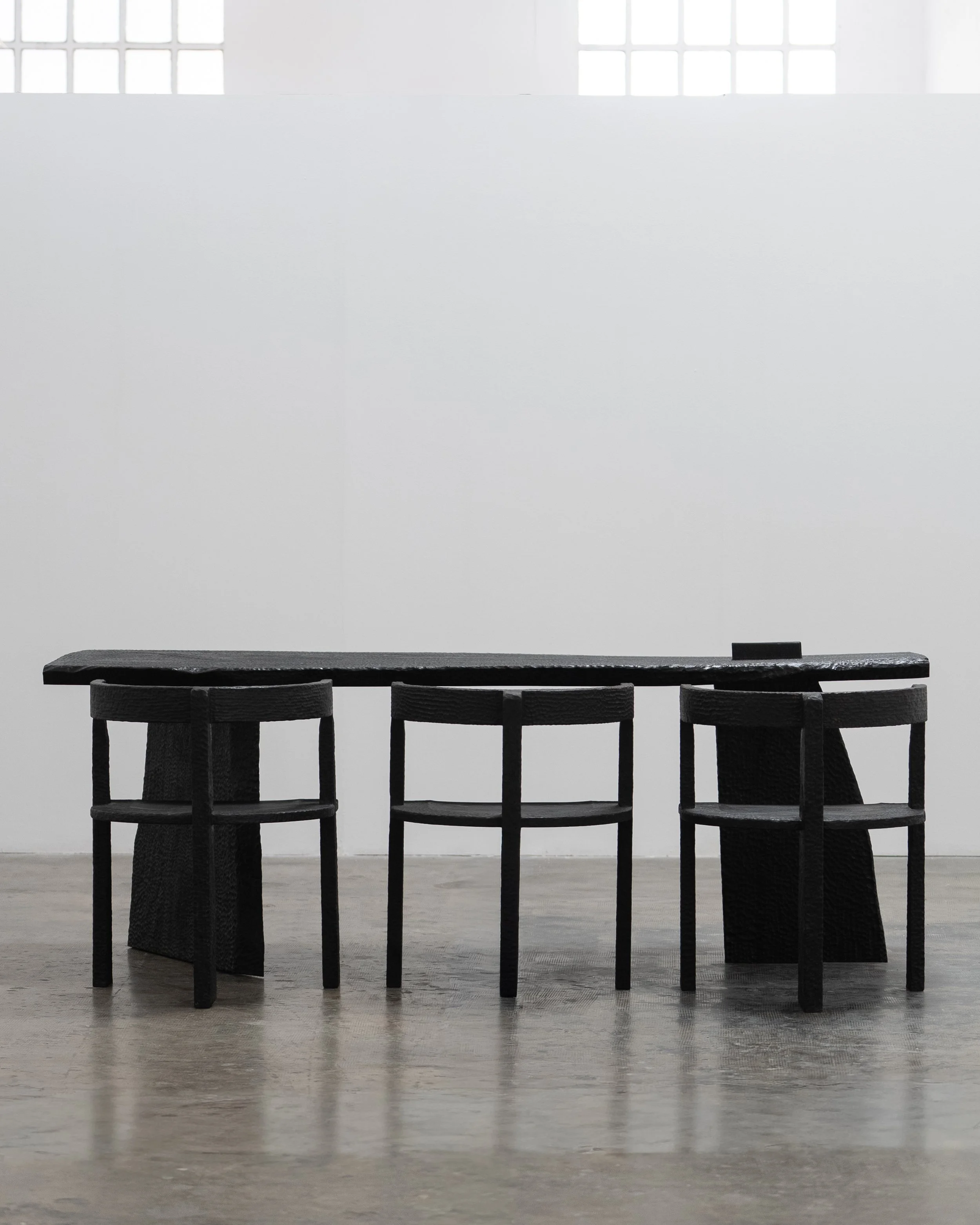 Massif_Dining_Table-3.jpg
