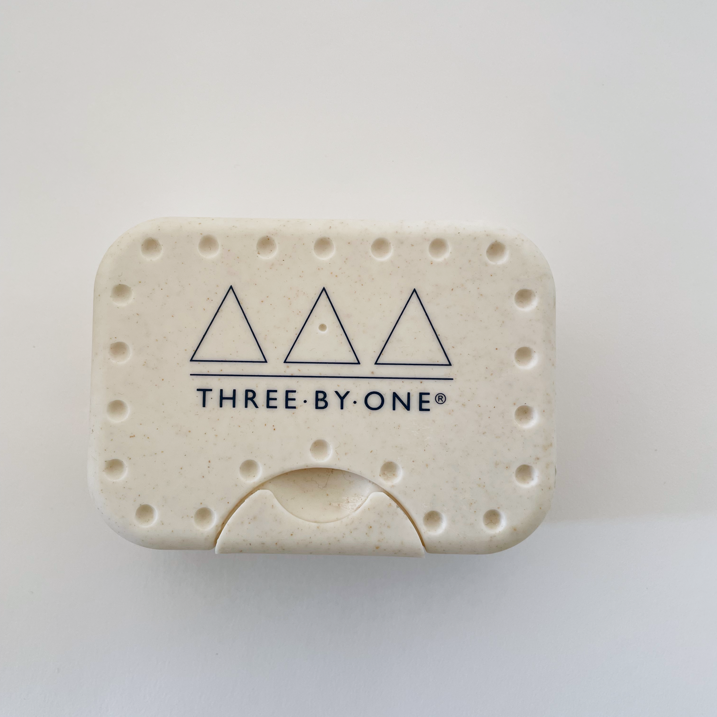 Travel Soap Box White.png