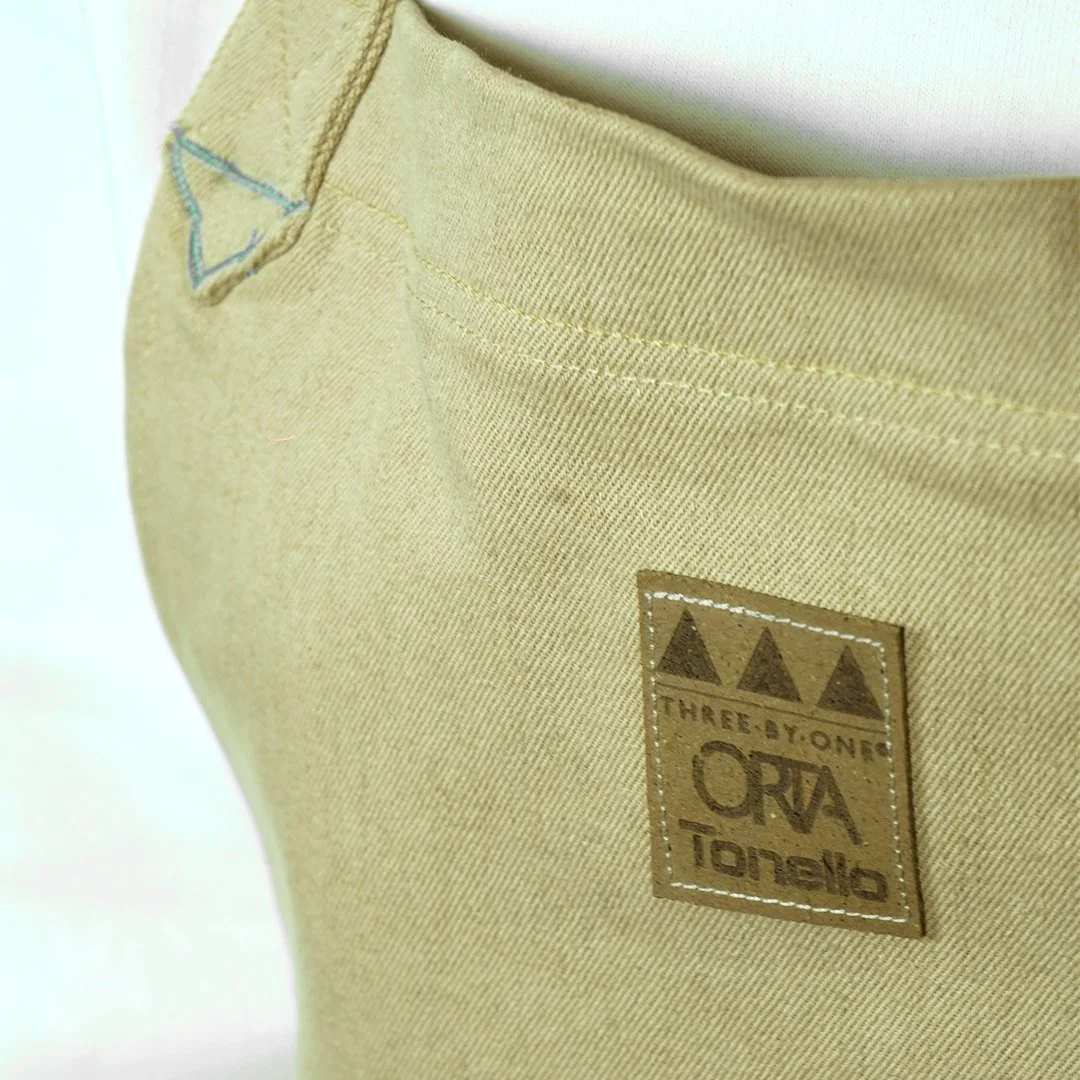 Apron.jpg