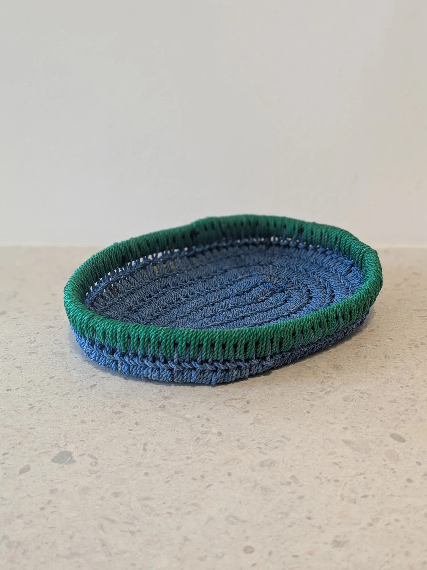 Fishing rope trinket tray - blue with green trim