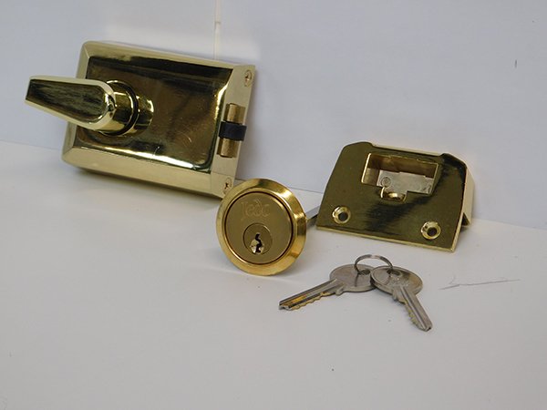 Standard Yale lock