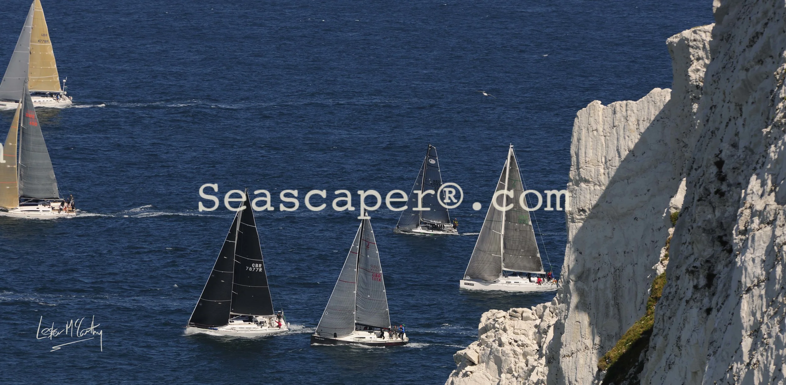 RoundIslandRace20153975copywww.jpg
