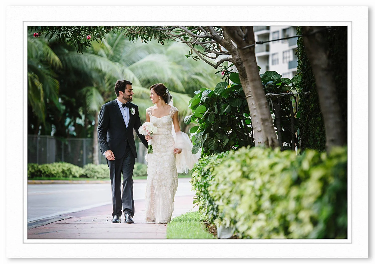 miami-beach-bath-club-wedding-photography-030.jpg