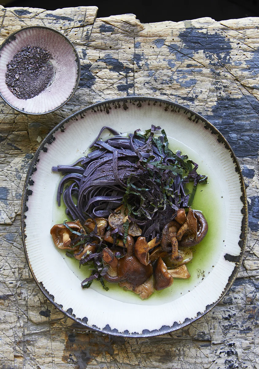 Black rice noodles with matcha broth and mushrooms