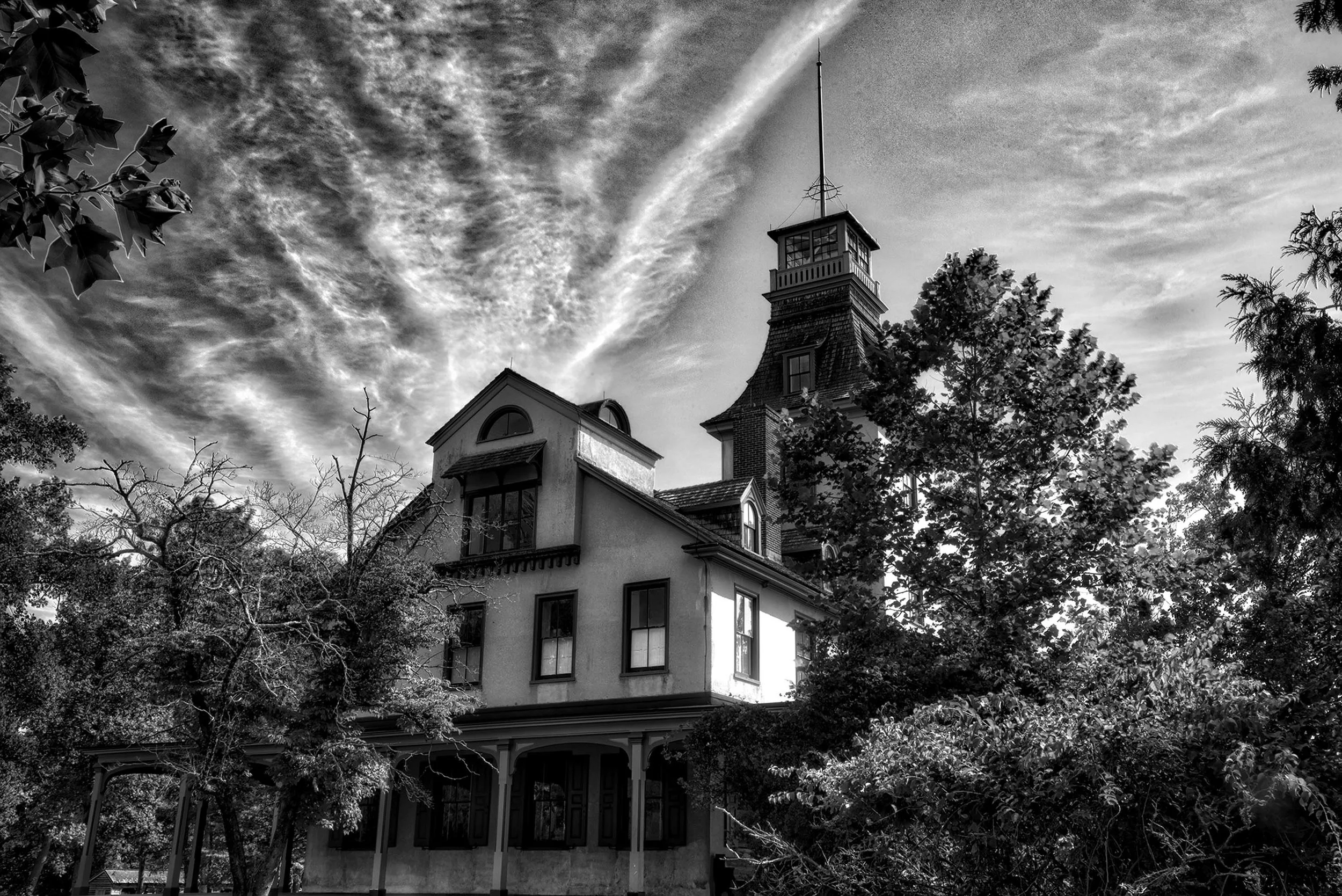 Batsto mansion b&w.jpg