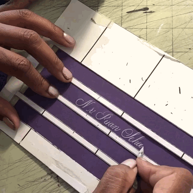 Using Addressing Guides in Calligraphy