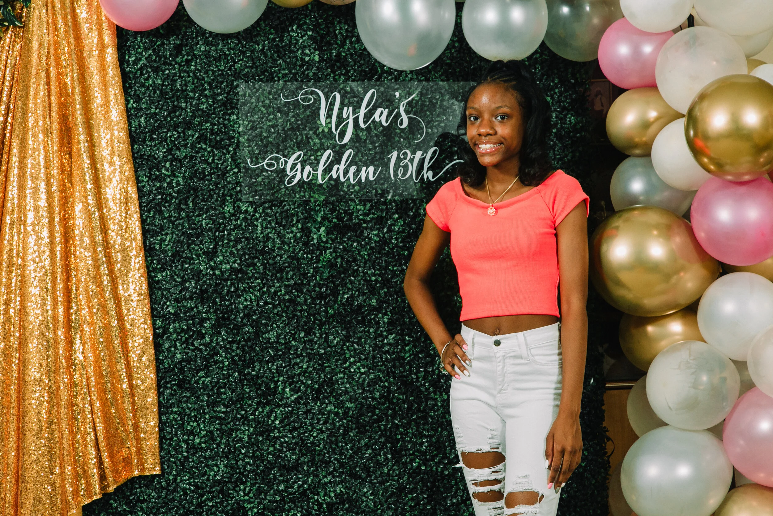 Chicago Boxwood Wall Rental / Chicago Calligrapher / Acrylic Lettering / Boxwood Backdrop