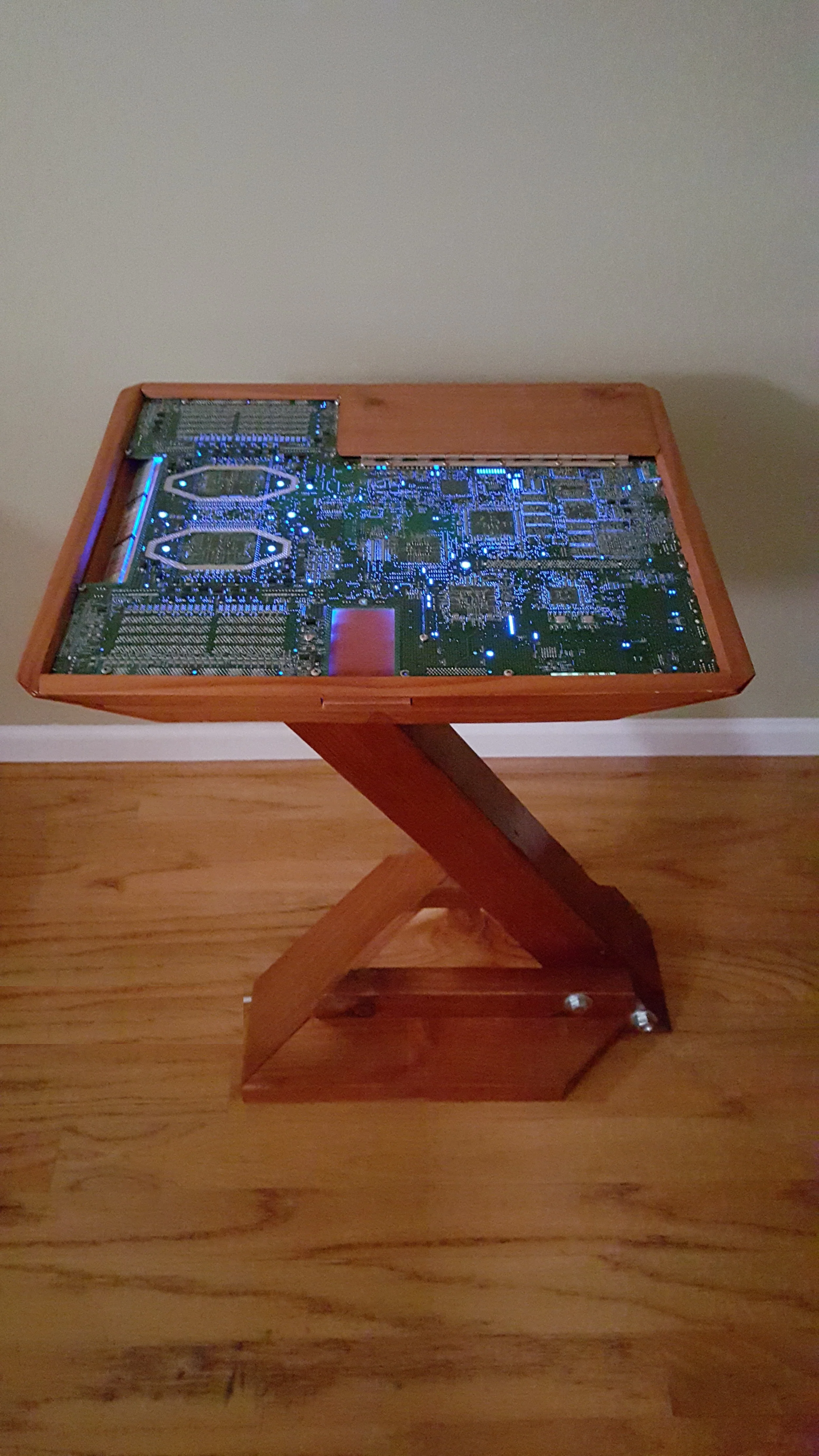 Motherboard Side Table - Light.JPG