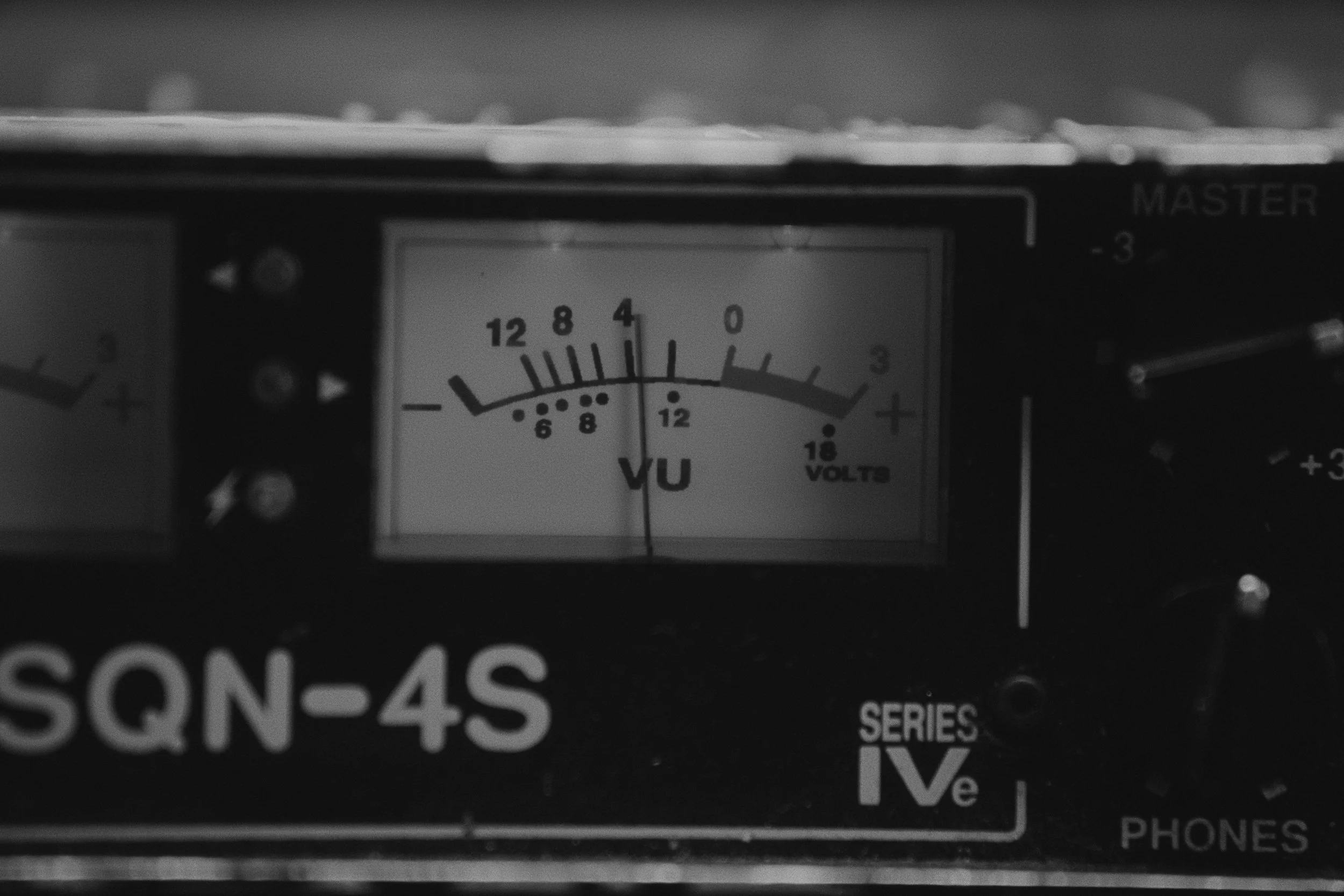 EVEN REALITIES — THE BIG DANCE — 4K.00_00_09_09.Still013.jpg