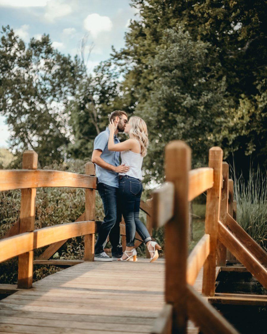 Holly &amp; Tanner engagement photos 📸