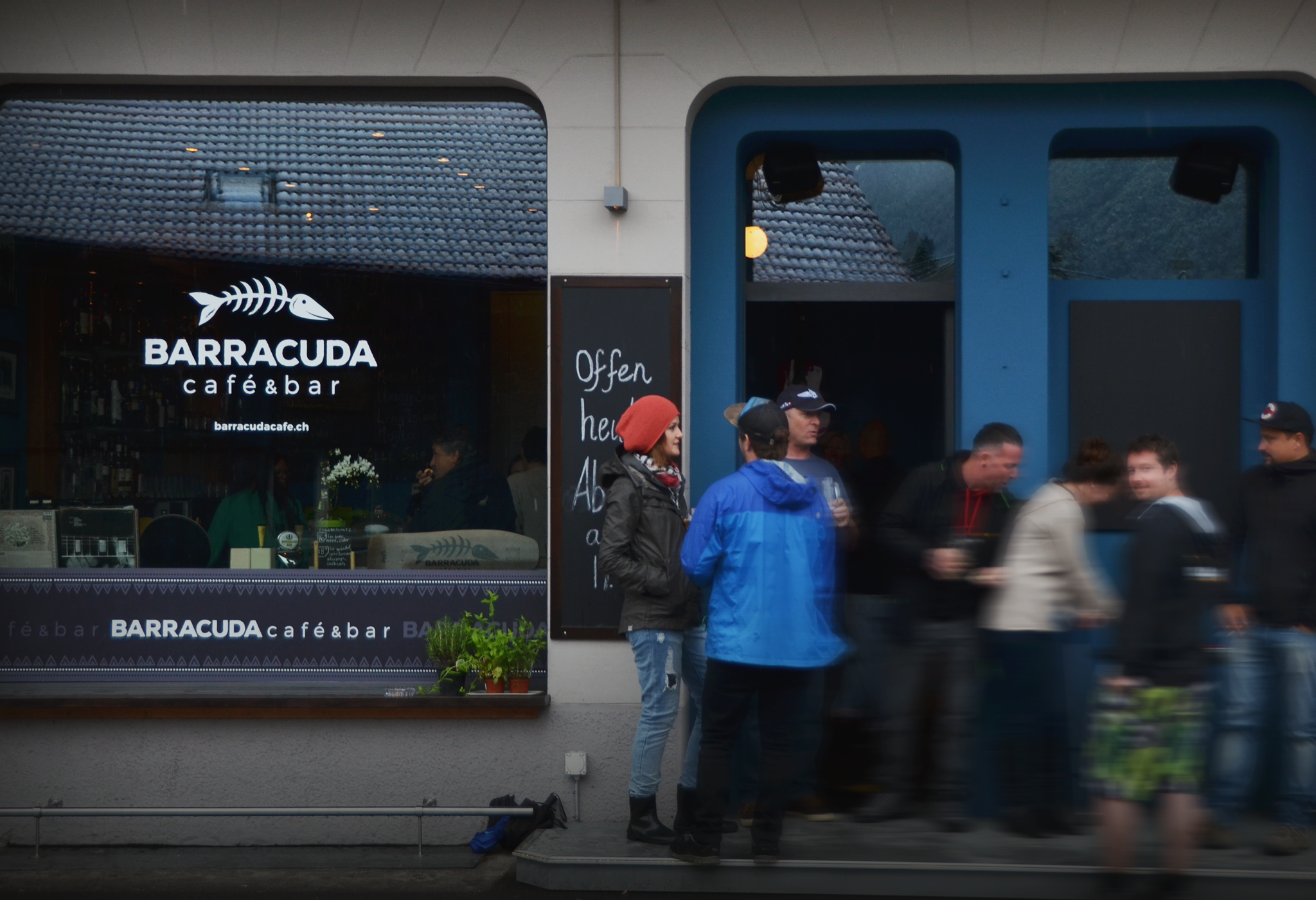 BARRACUDA CAFE & BAR