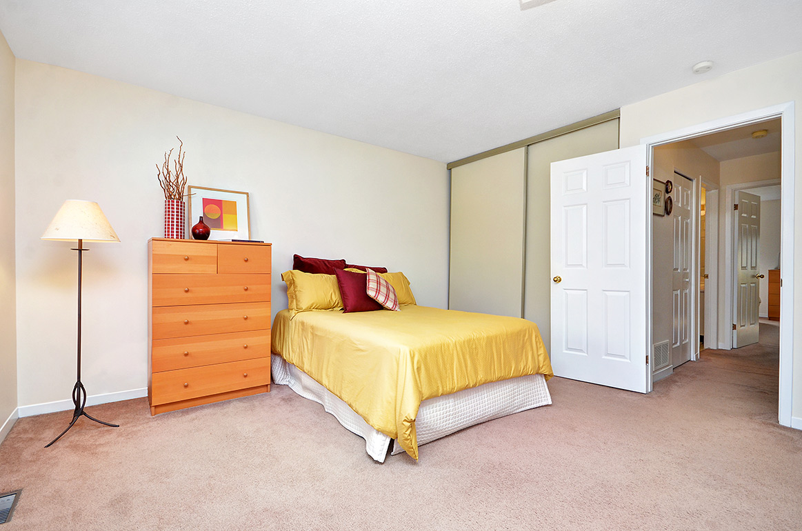 020bed2_view3.jpg