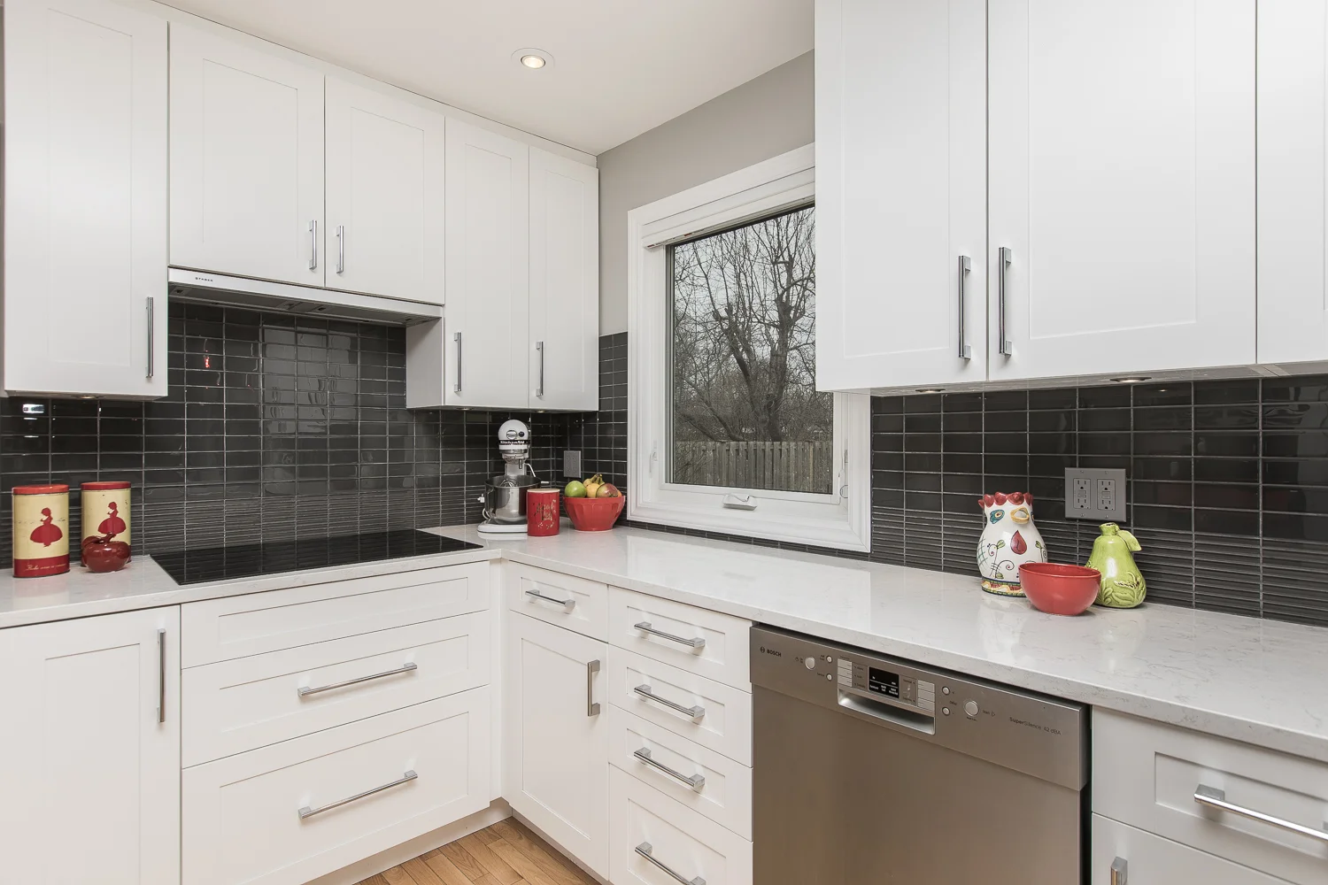 26 - Kitchen.jpg