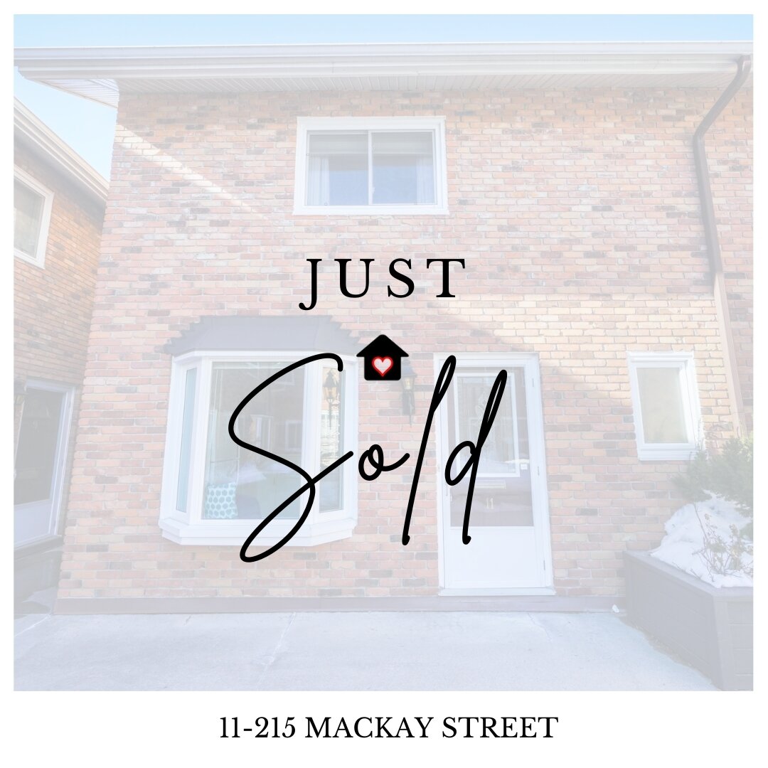 Another successful sale in the books! Congratulations to our sellers for swiftly closing the deal with all the details perfectly taken care of.
.
.
.
#Sold #RealEstateSuccess #HappyClients #OttawaRealEstate #OttawaSold #NewEdinburghSold #OttCity