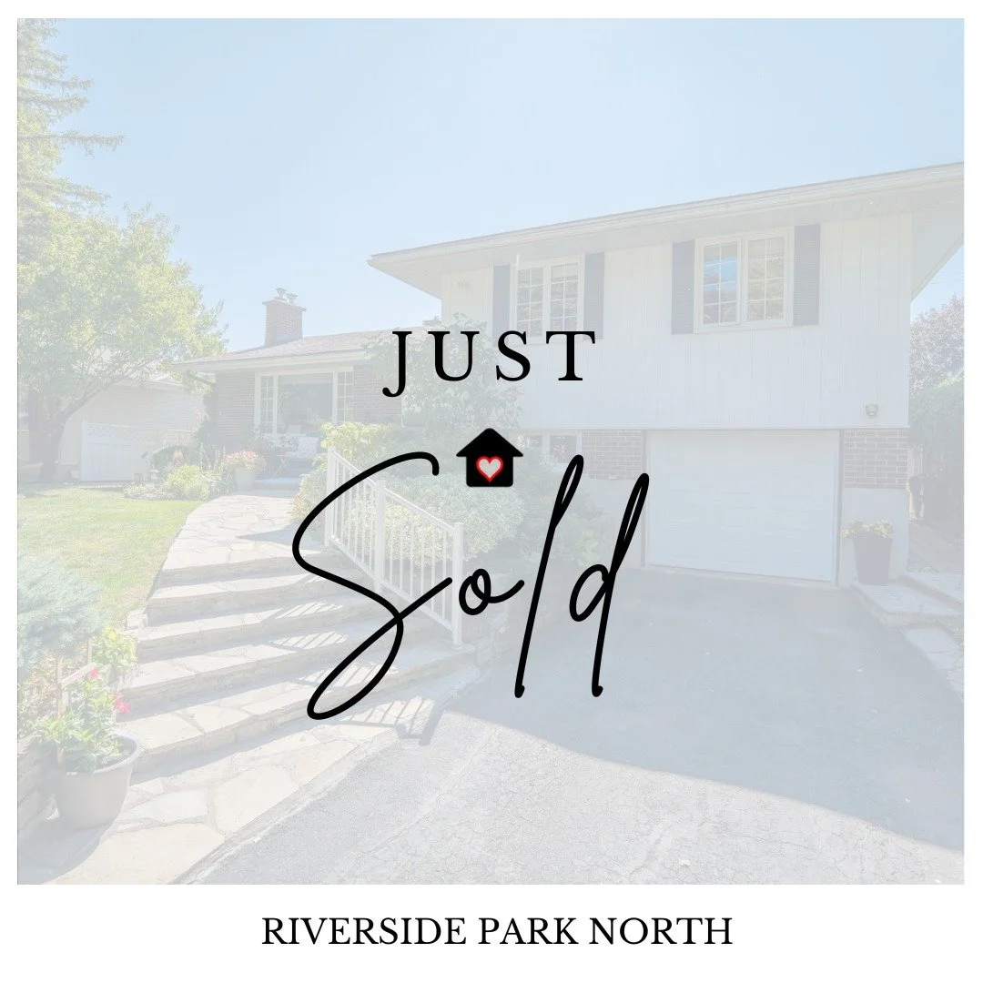 Congratulations to our sellers! The end of a beautiful chapter, this wonderful family home is ready to be packed up for this families next chapter to begin
.
.
.
#Sold #RealEstateSuccess #OttawaSold #ForSaleSold #OttawaRealEstate #OttCity
