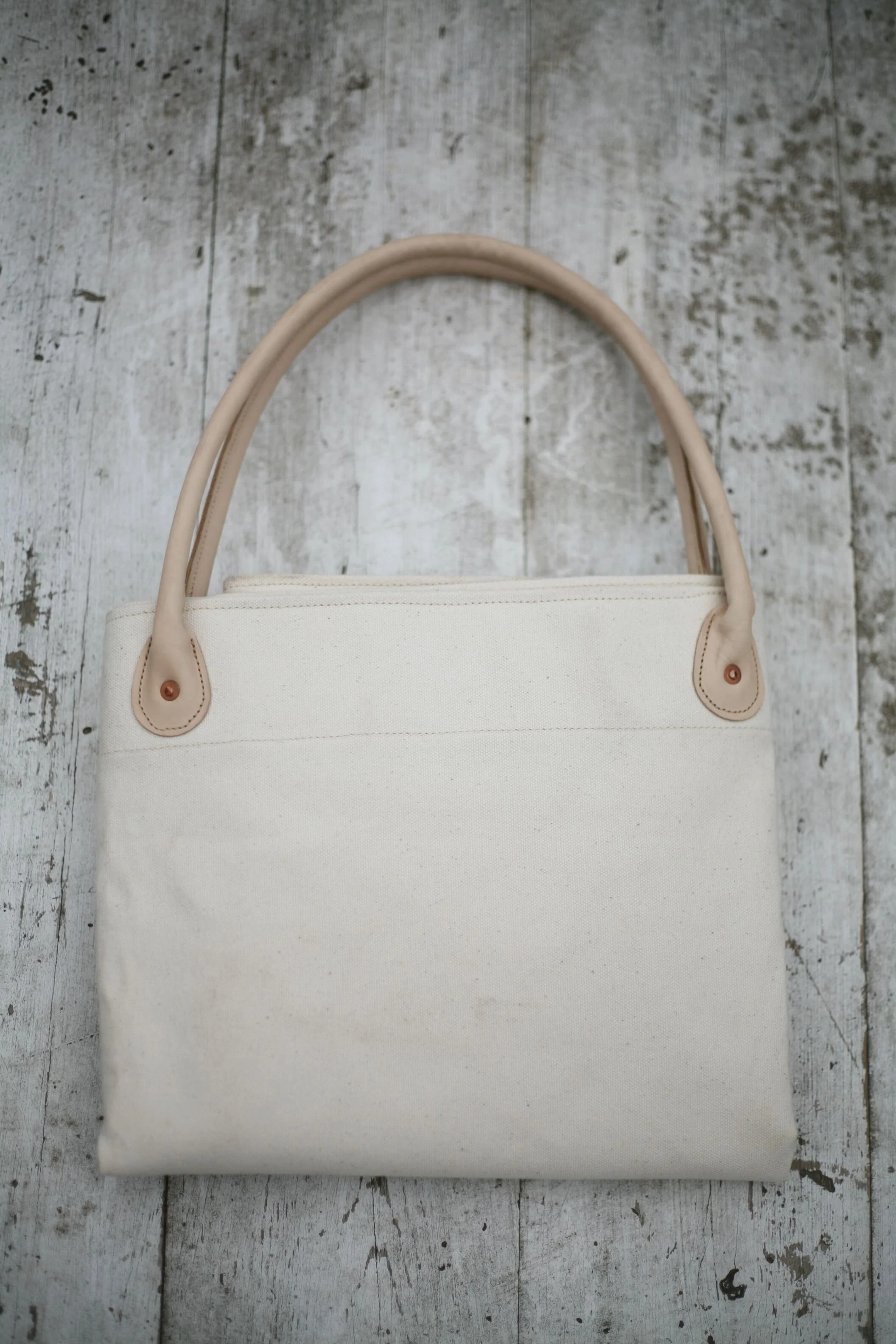 cody tote folded.jpeg