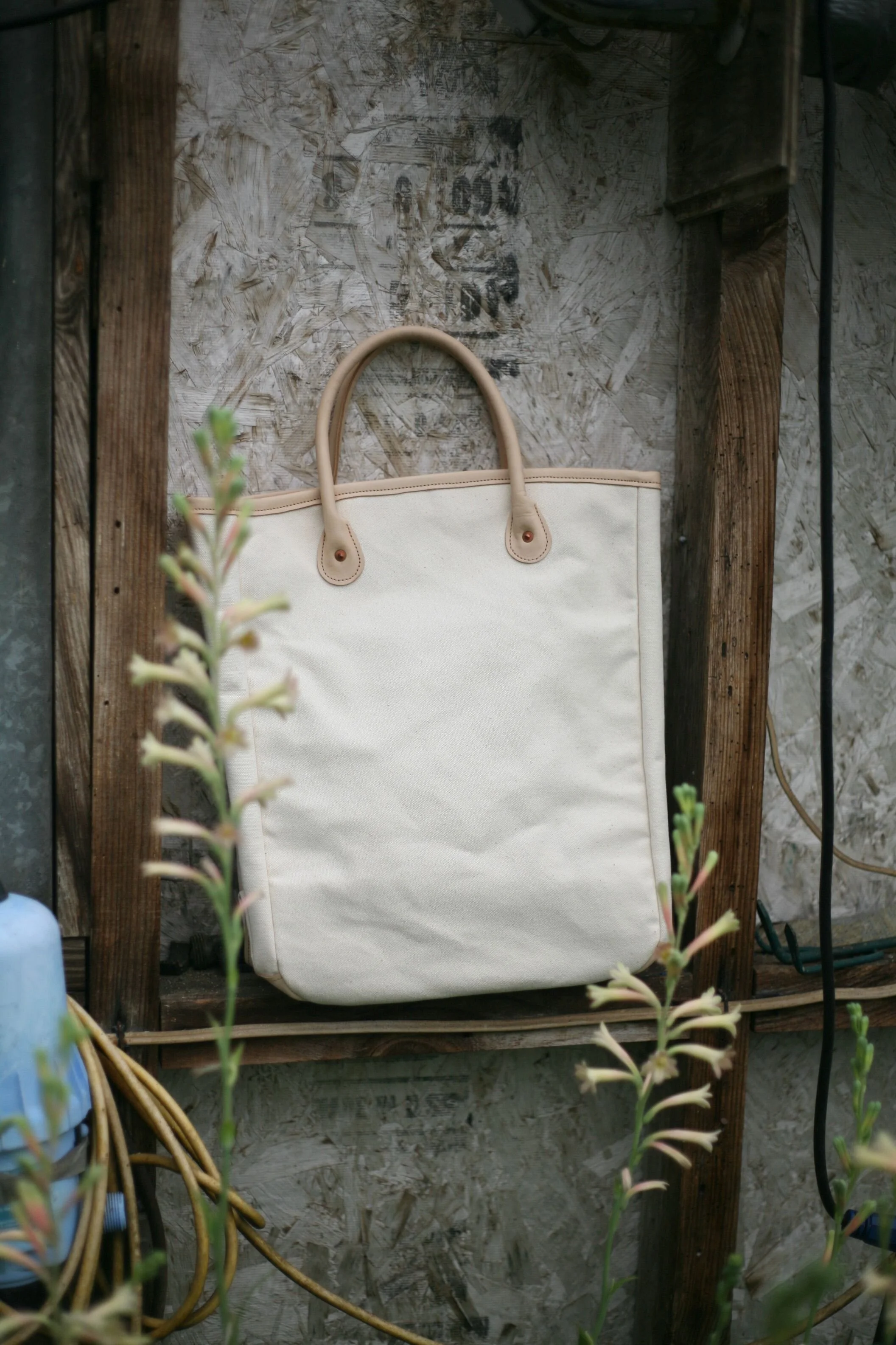 tote polianthes.jpeg