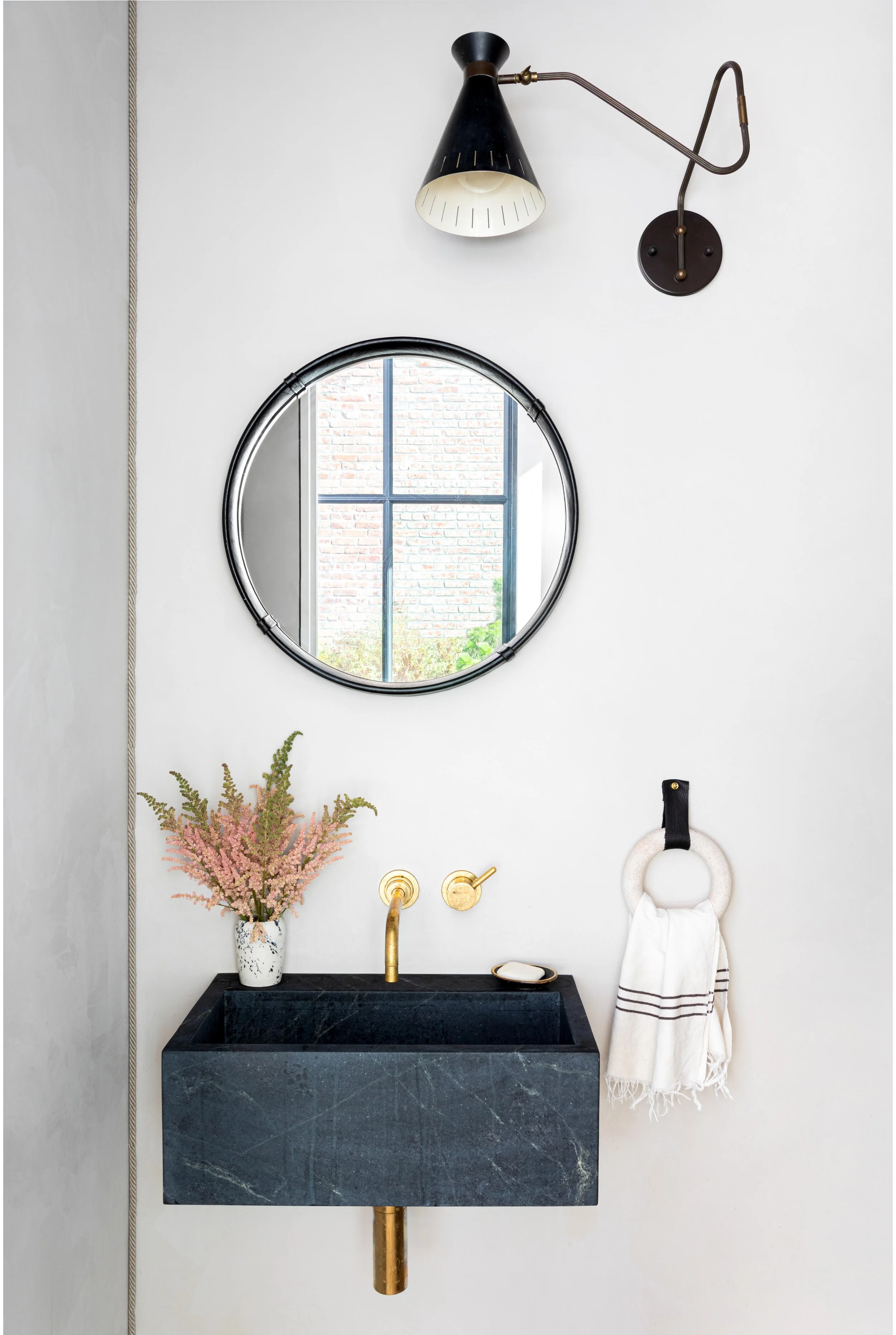 Elizabeth_Roberts_Calderone_Townhouse_Sarah_Elliott_Photography_2.jpg