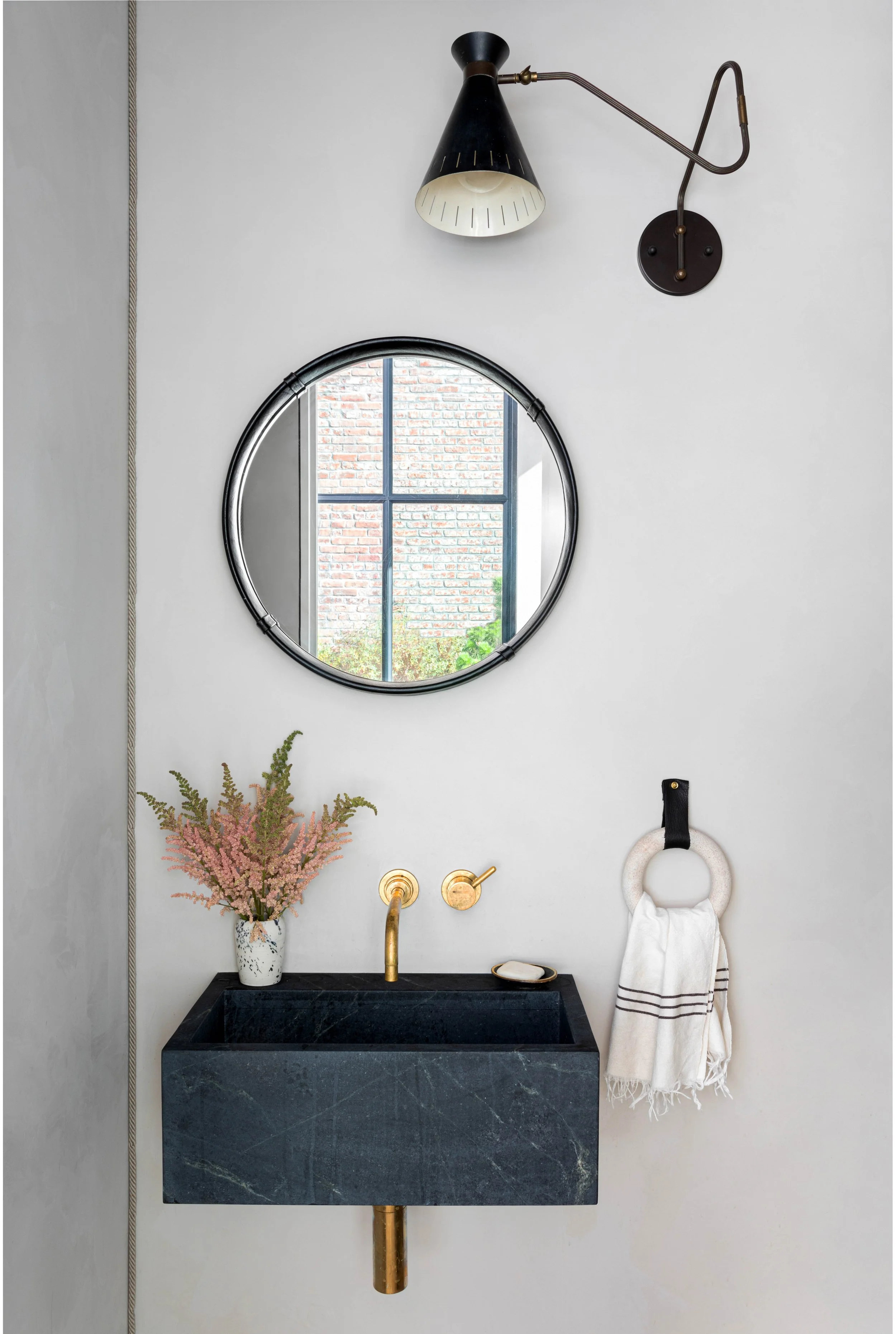 Elizabeth_Roberts_Sarah Elliott Photography 1.jpg