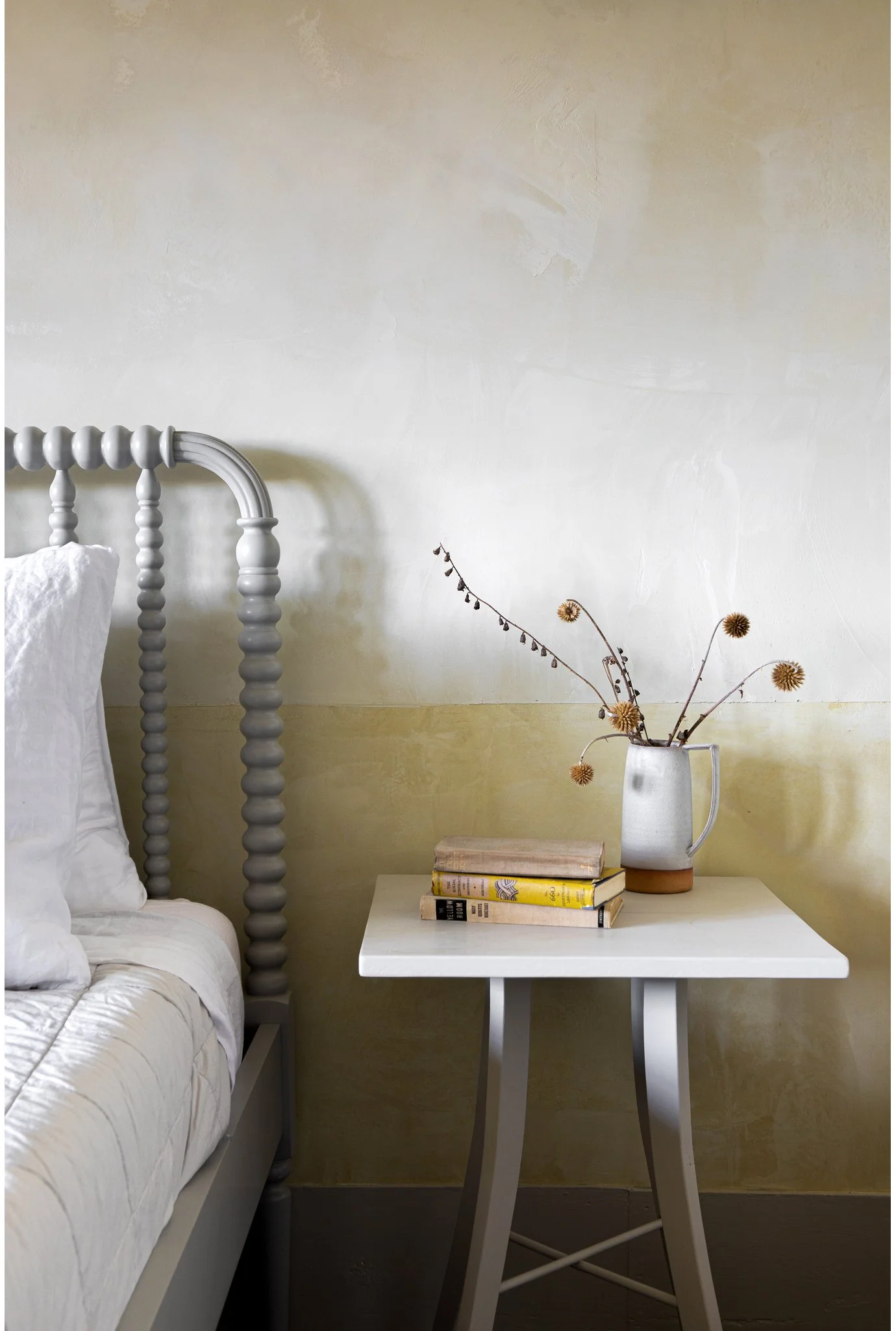 Sarah_Elliott_Photography_Hayfield_Tannsersville-Upstate_Book 2.jpg