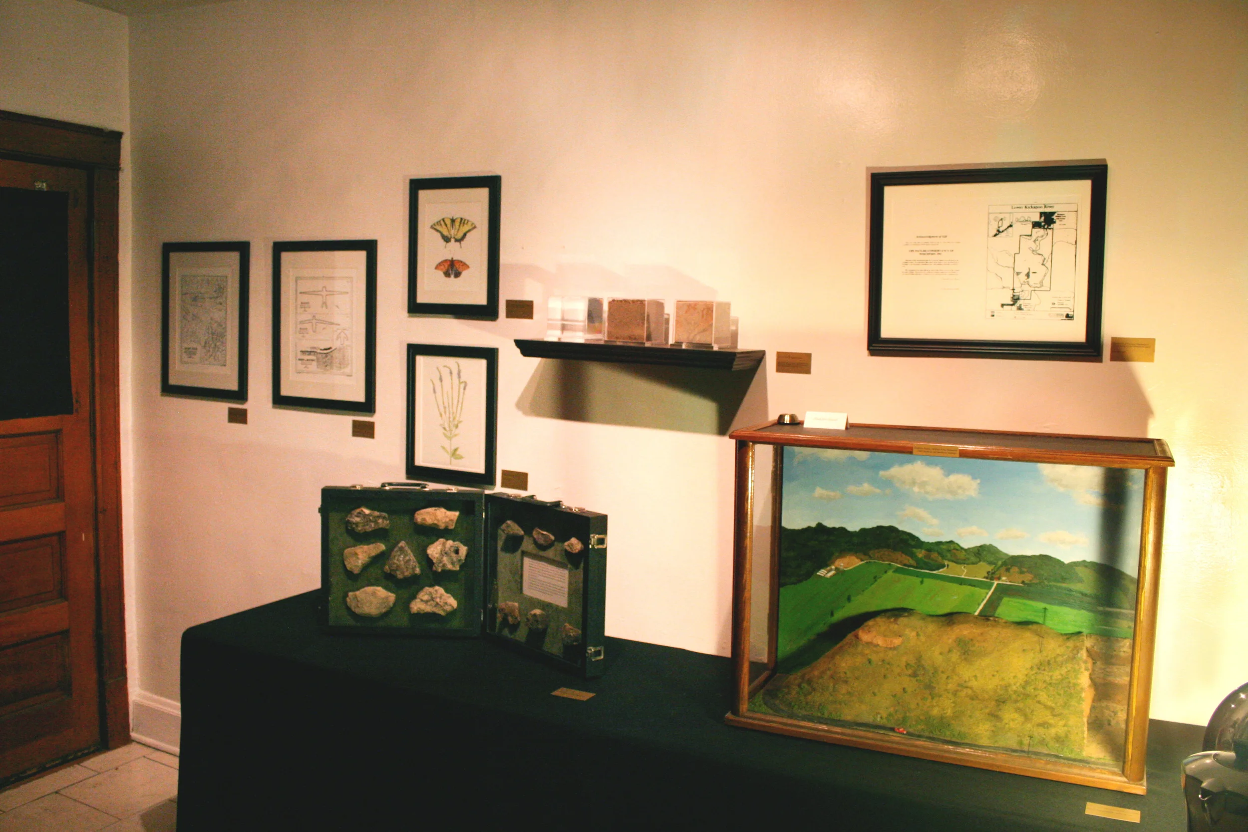 Mystereis of the Hogback, installation view