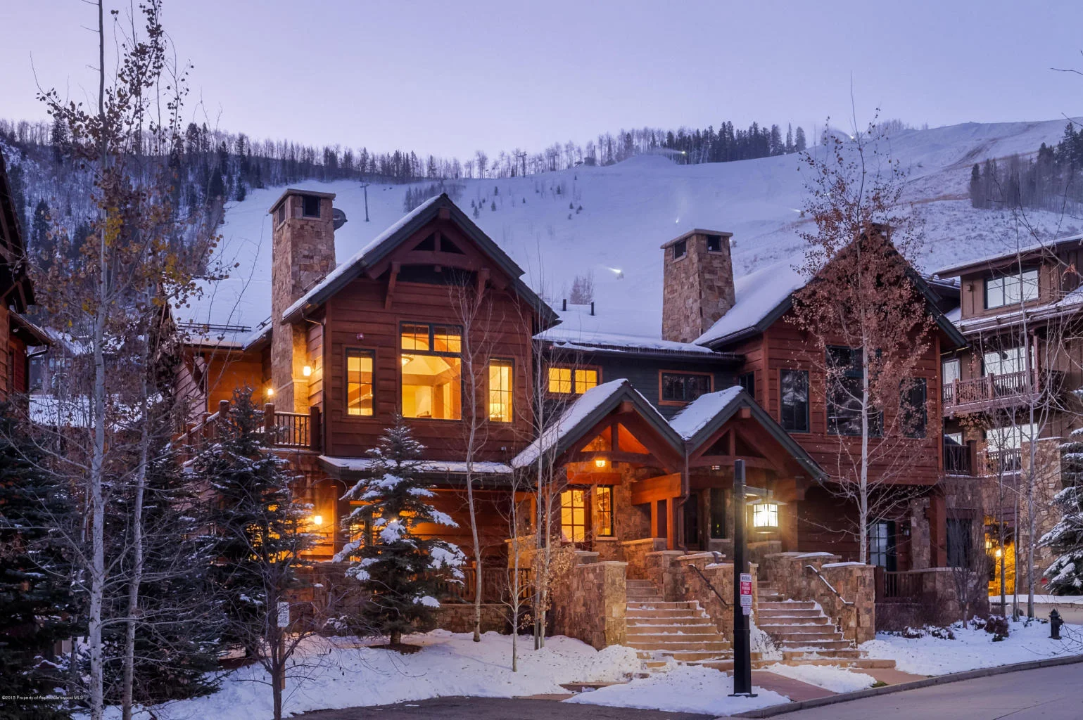 Location at the base of Aspen Highlands - a minute from Lifts and Aspen Ski Life.