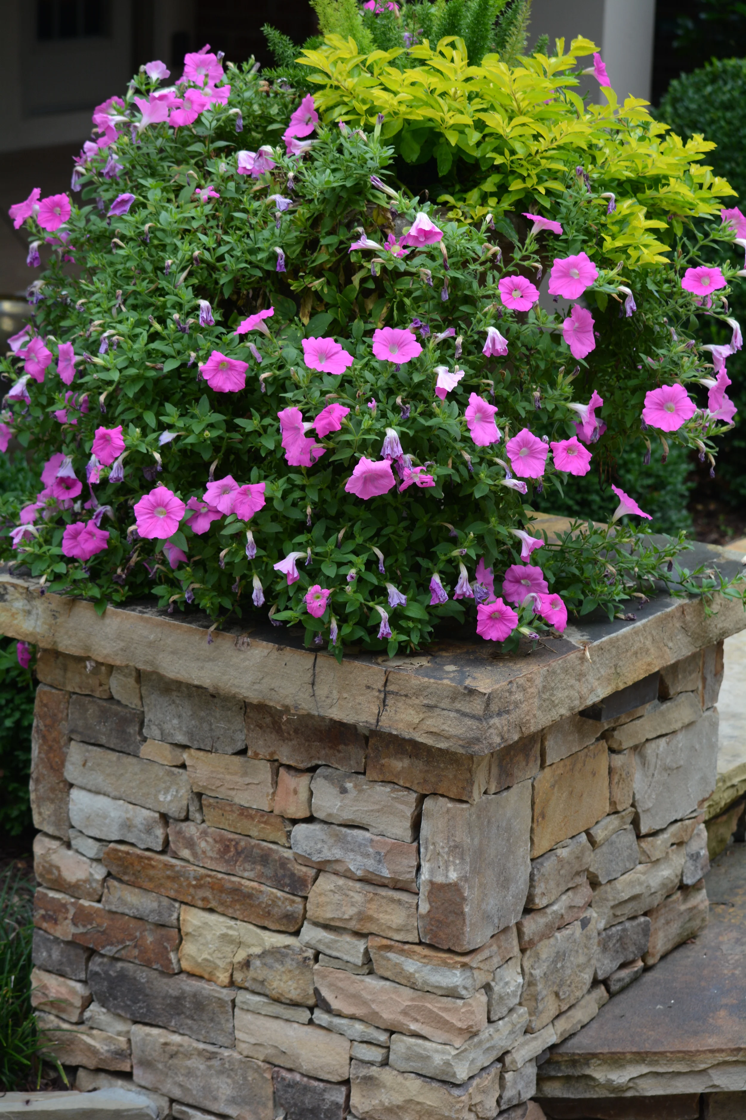 bogen_stone column.JPG